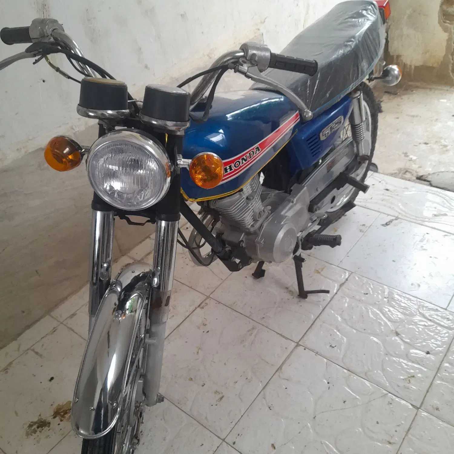 موتورمزایده بابرگه مزایده از۱۲تا۲۰|موتورسیکلت|انبارآلوم, |دیوار