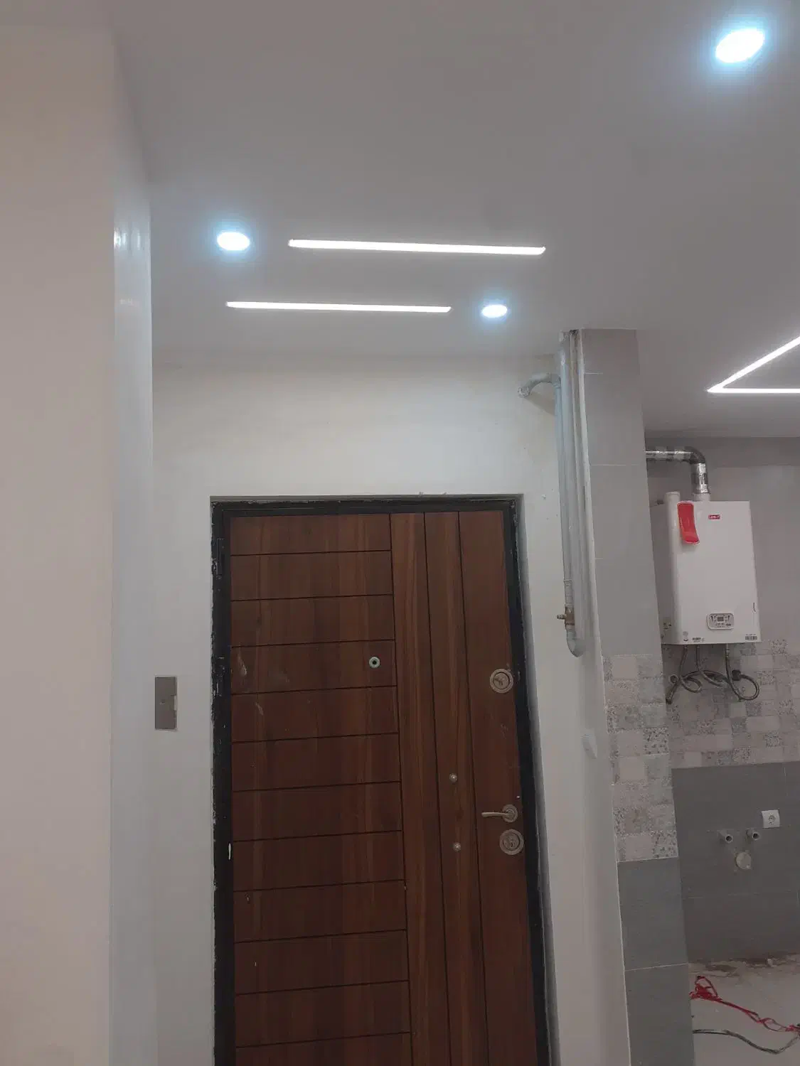 برقکاری سیم کشی ساختمان|خدمات پیشه و مهارت|زنجان, |دیوار