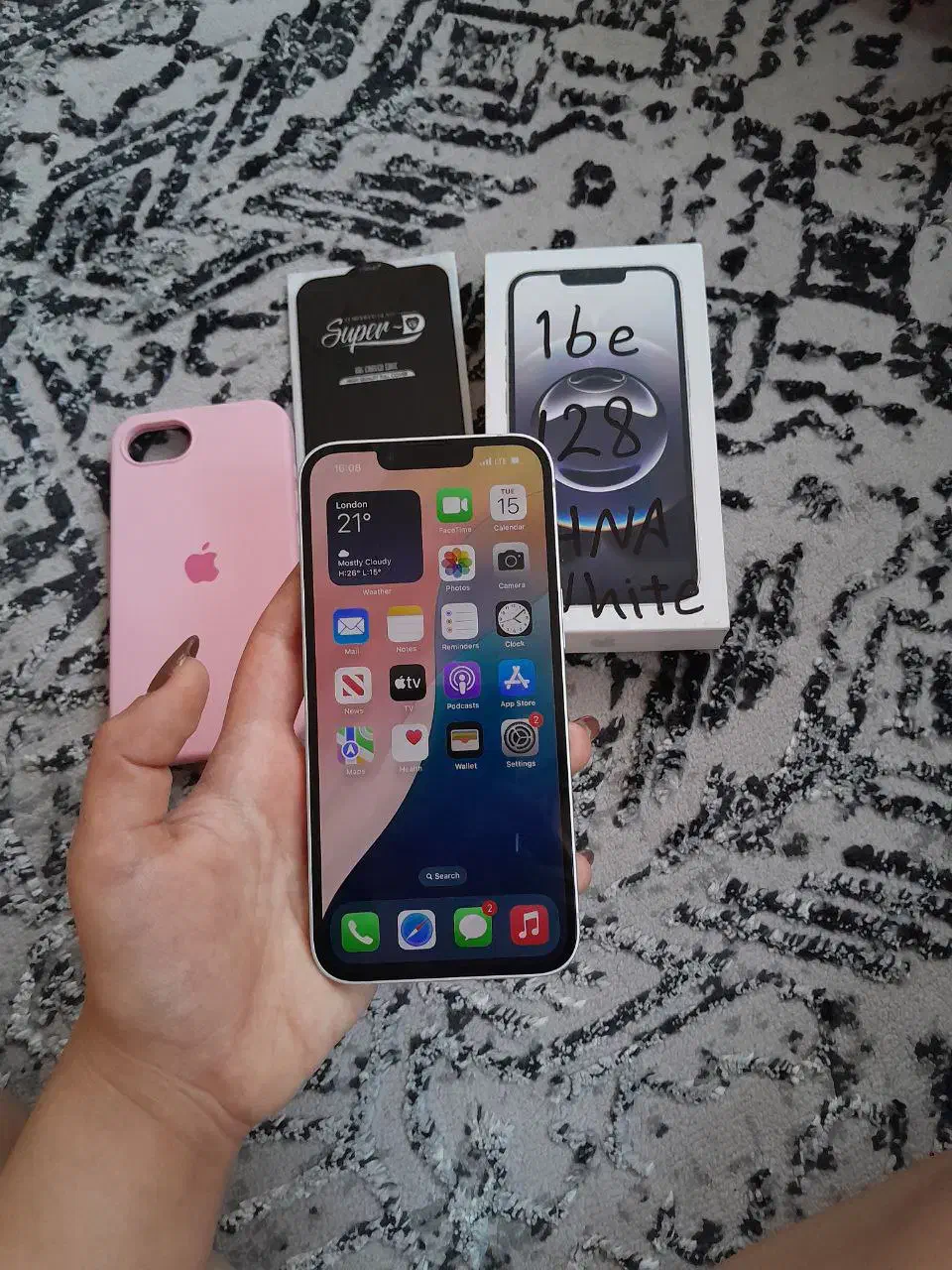 ایفون 16e|موبایل|تهران, ایران|دیوار