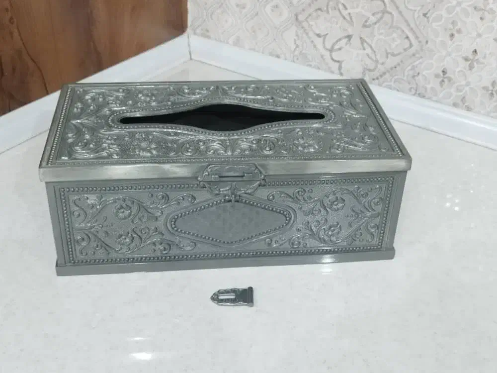 جای دستمال کاغذی پیوتر اصل ، قدیمی،سنگین و وزین|ظروف سرو و پذیرایی|اهواز, گلستان|دیوار