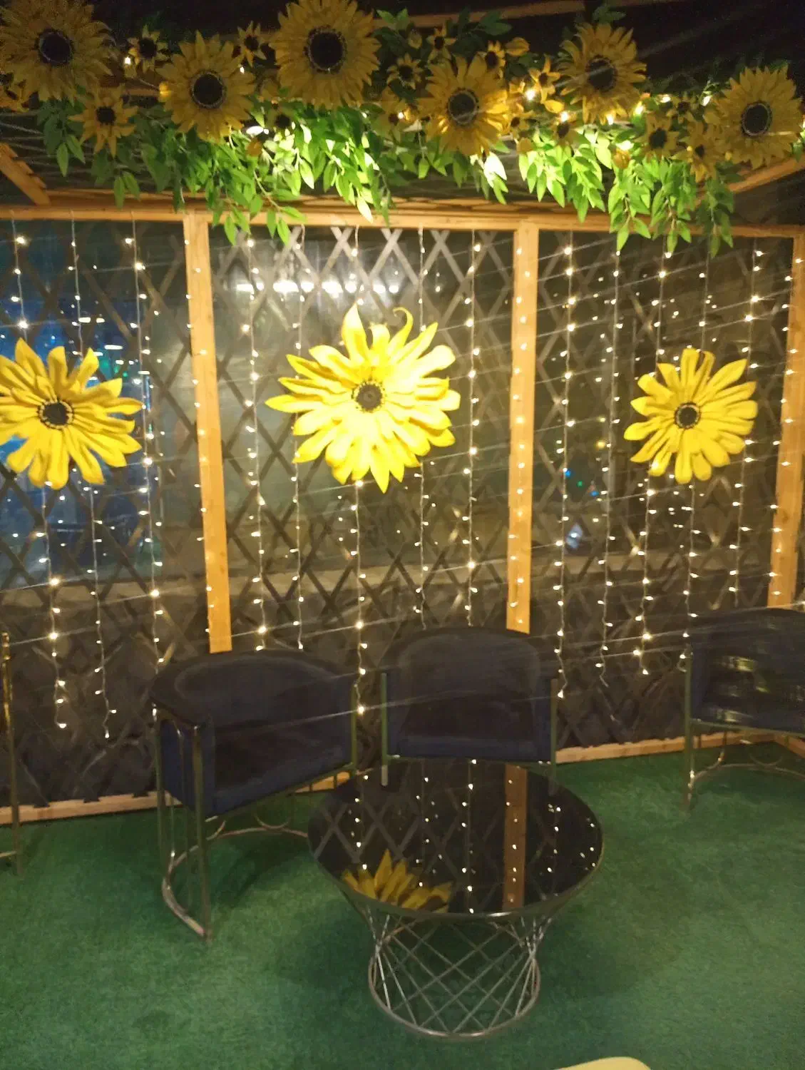 قلیون زن و خدماتی|استخدام خدمات فروشگاه و رستوران|طرقبه, |دیوار