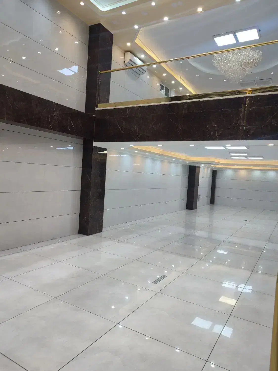 فروش مغازه ۲۱۰ متری حاشیه بلوار امام خمینی|فروش مغازه و غرفه|ایرانشهر, |دیوار