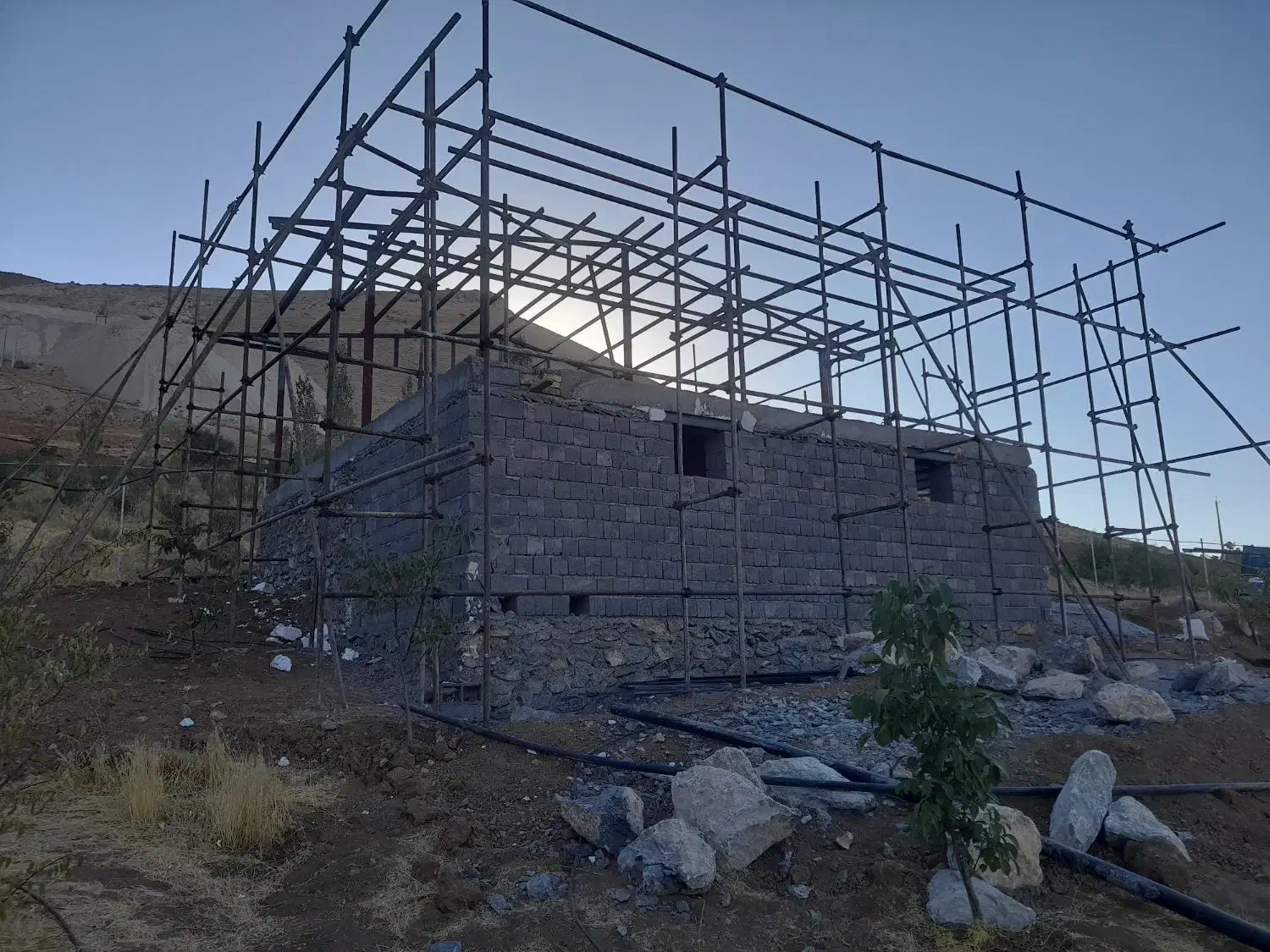 داربست فلزی کوردستان بامدیریت آقای زمانی|خدمات پیشه و مهارت|سنندج, |دیوار