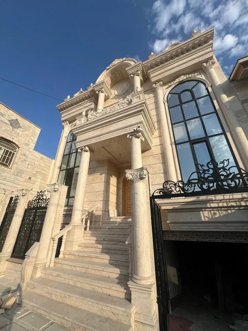 ویلای تریبلکس کلاسیک با سرایداری اختصاصی|فروش خانه و ویلا|اندیشه, شهرک صدف|دیوار