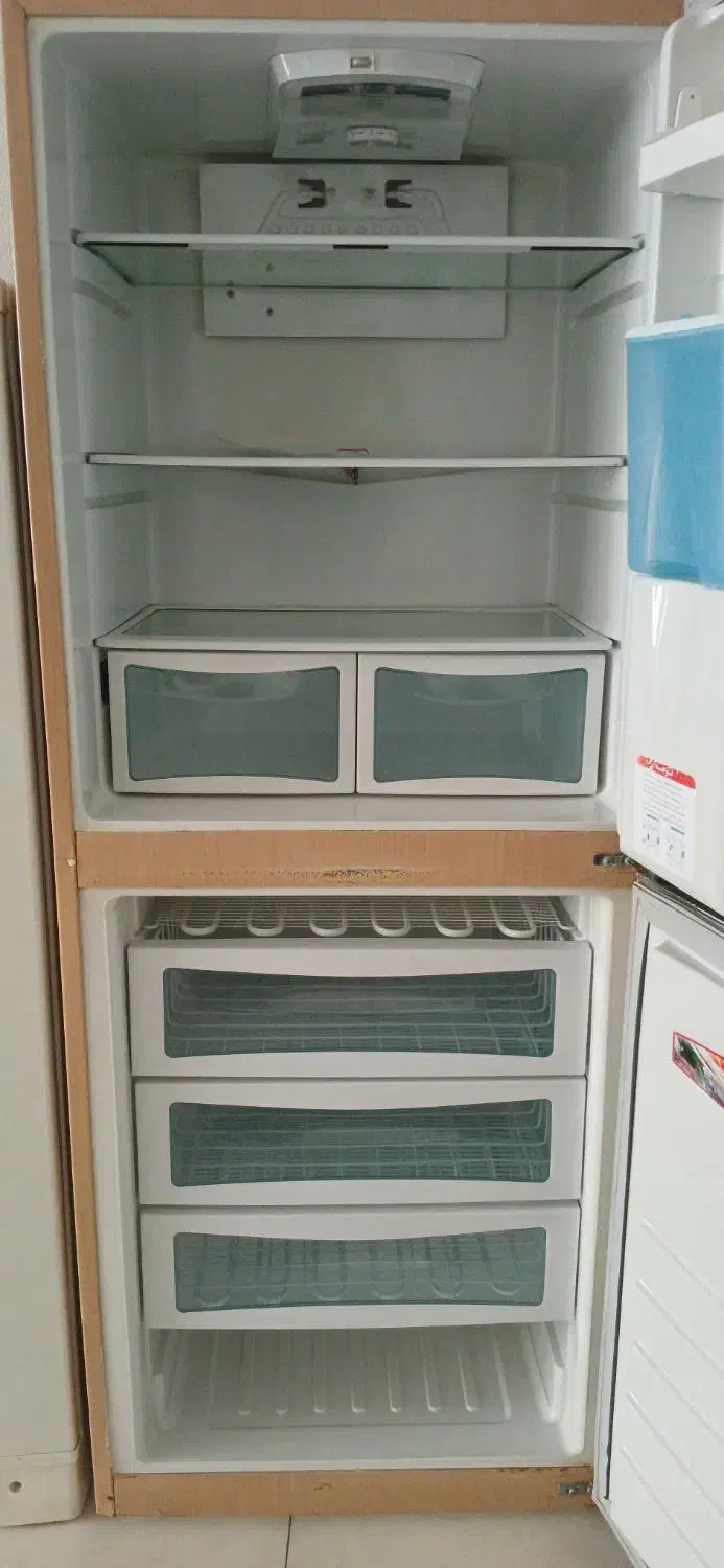 یخچال فریزر فروزان|یخچال و فریزر|شاهین‌شهر, گرگاب|دیوار