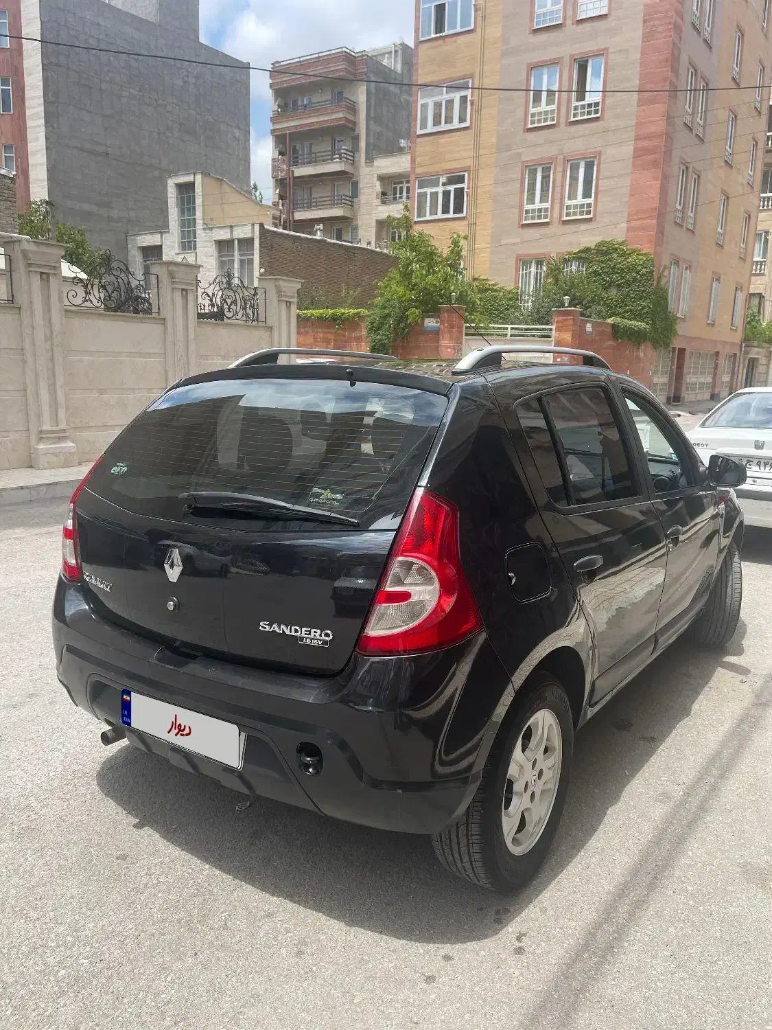 ساندرو|خودرو سواری و وانت|اردبیل, |دیوار