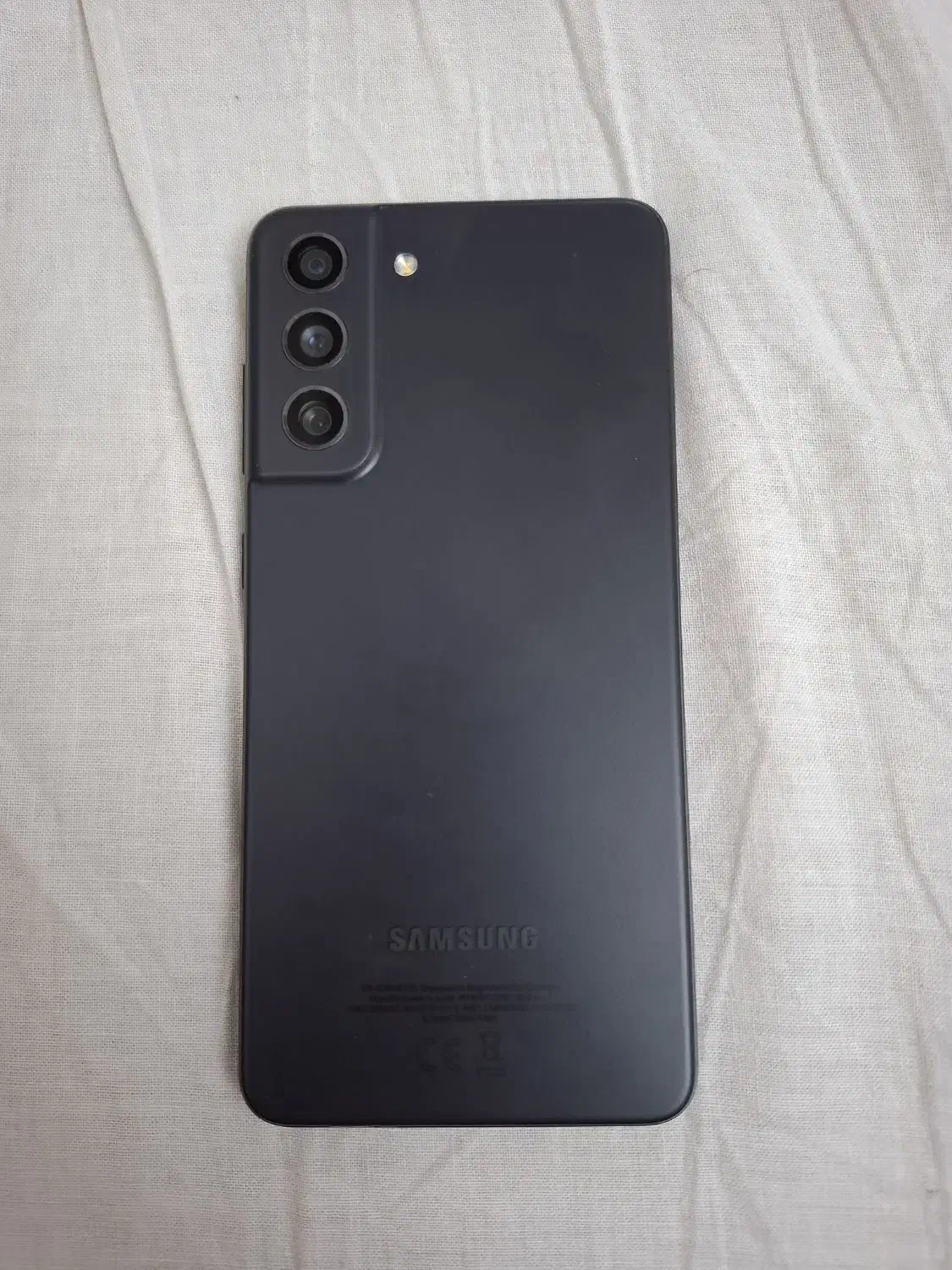 سامسونگ FE 21 مشکی 8/256 سالم کم کار هدیه ۲ قاب نو|موبایل|تهران, شیخ هادی|دیوار