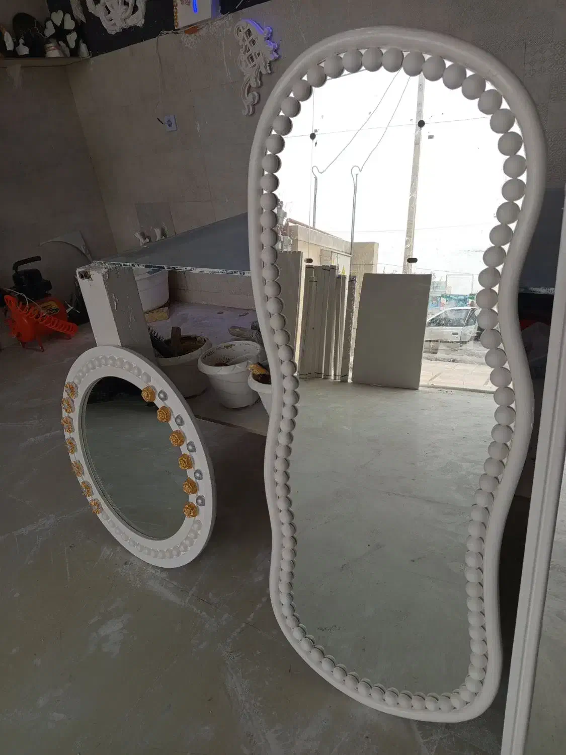 آینه گرد و قدی گچبری شده|آینه|قوچان, |دیوار