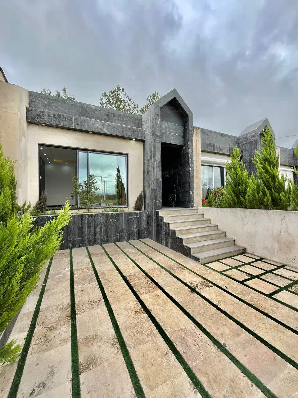 ویلا فلت نزدیک خیابون اصلی/جنگلی/حتما ببینید|فروش خانه و ویلا|امامزاده عبدالله, |دیوار