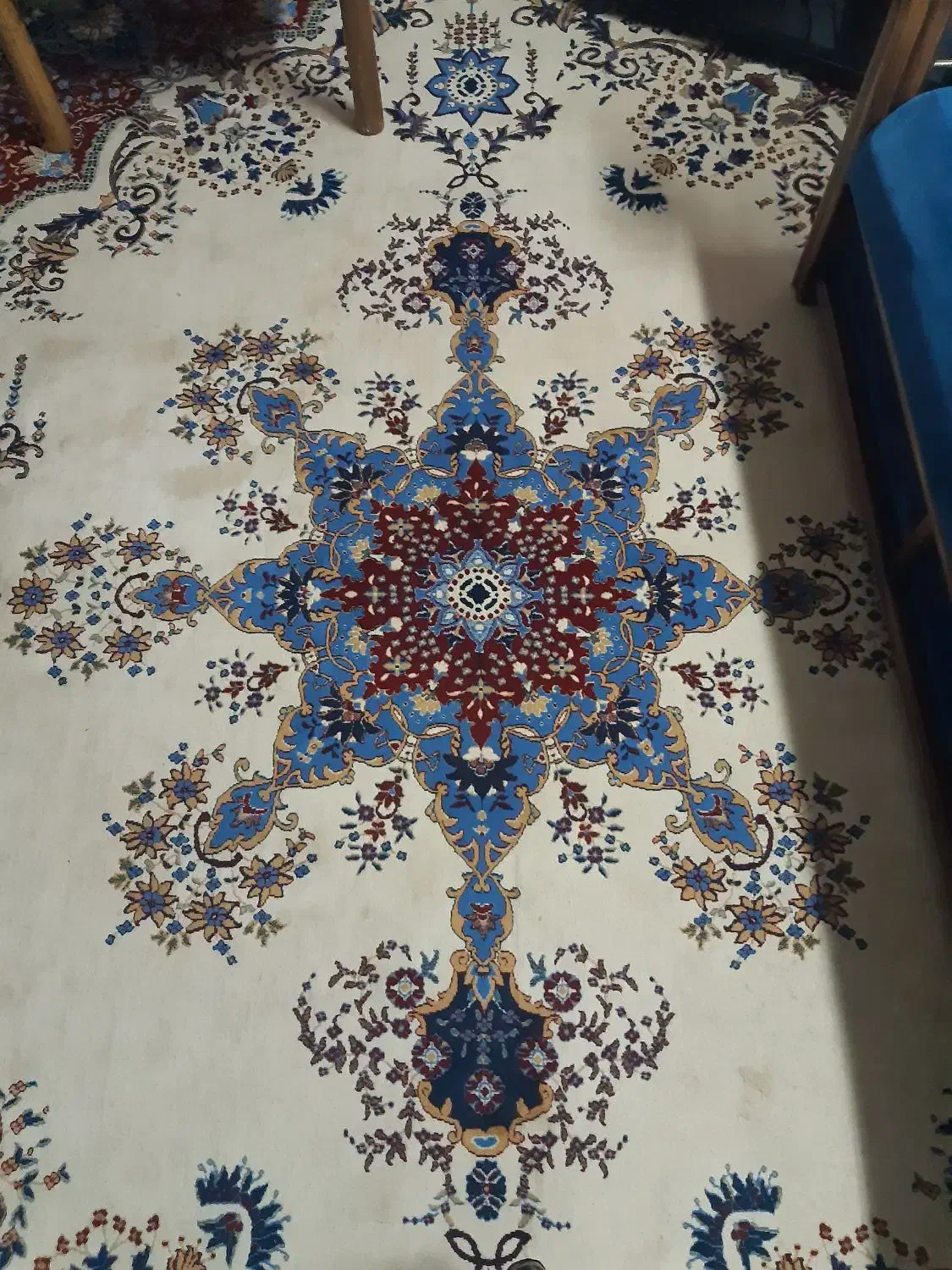 دو عدد فرش ماشینی۱۲ میلیون تومن|فرش|شازند, |دیوار