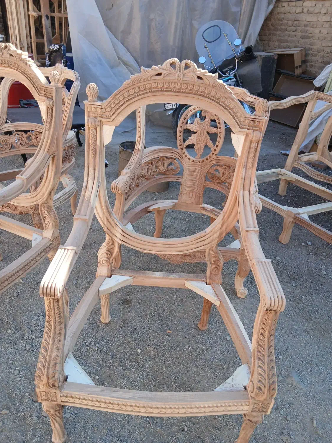 زیرکارچی|صندلی و نیمکت|ملایر, |دیوار