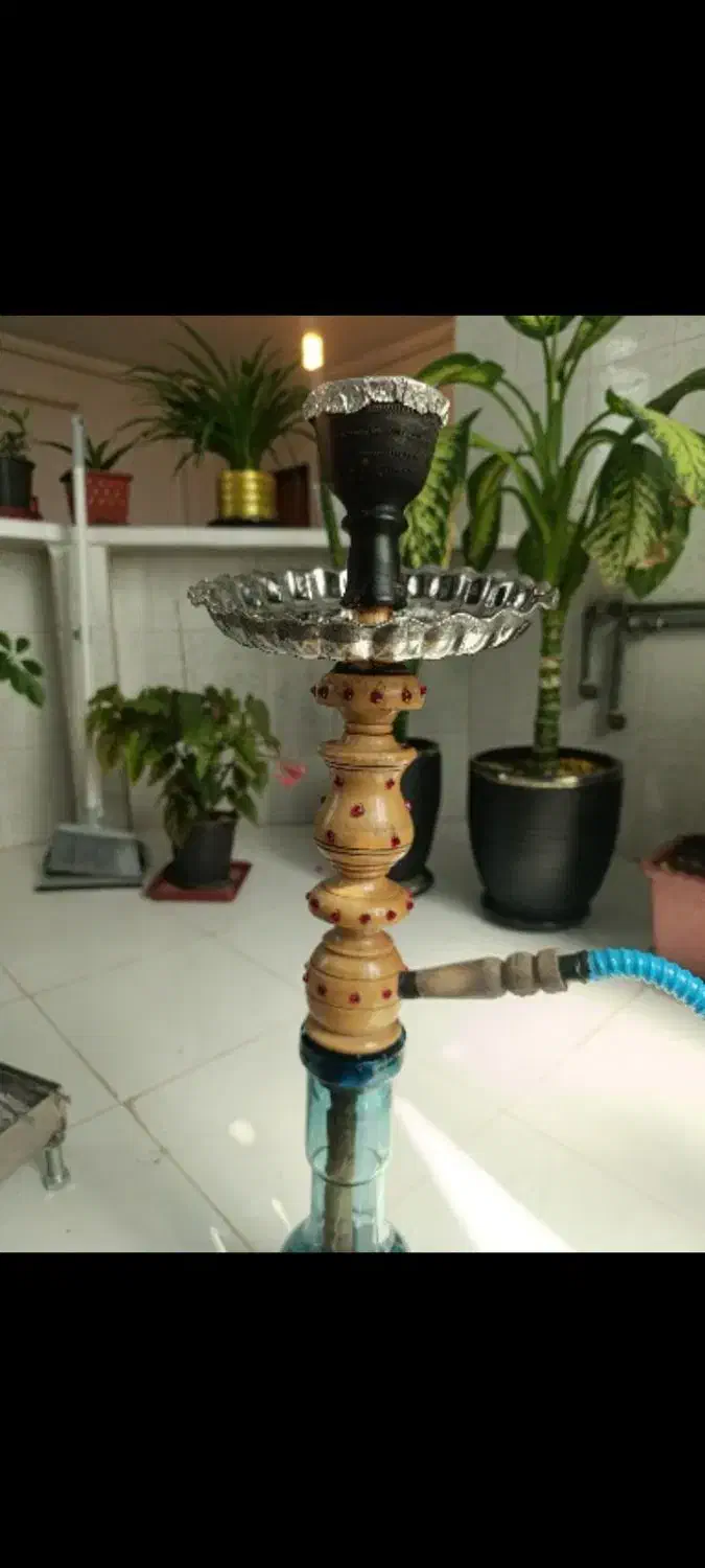 قلیان چوب زرد|کلکسیون اشیاء عتیقه|ایلام, |دیوار