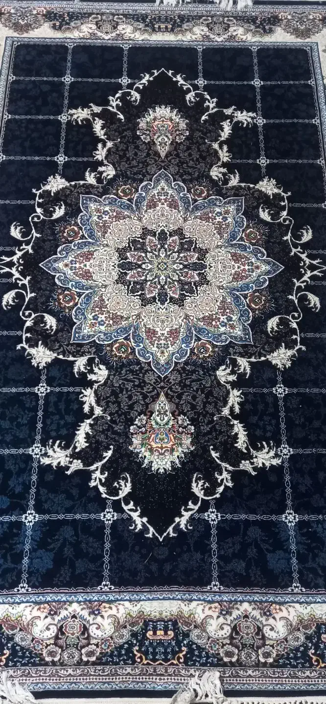 فرش ۶ متری در حد نو|فرش|اصفهان, رهنان|دیوار