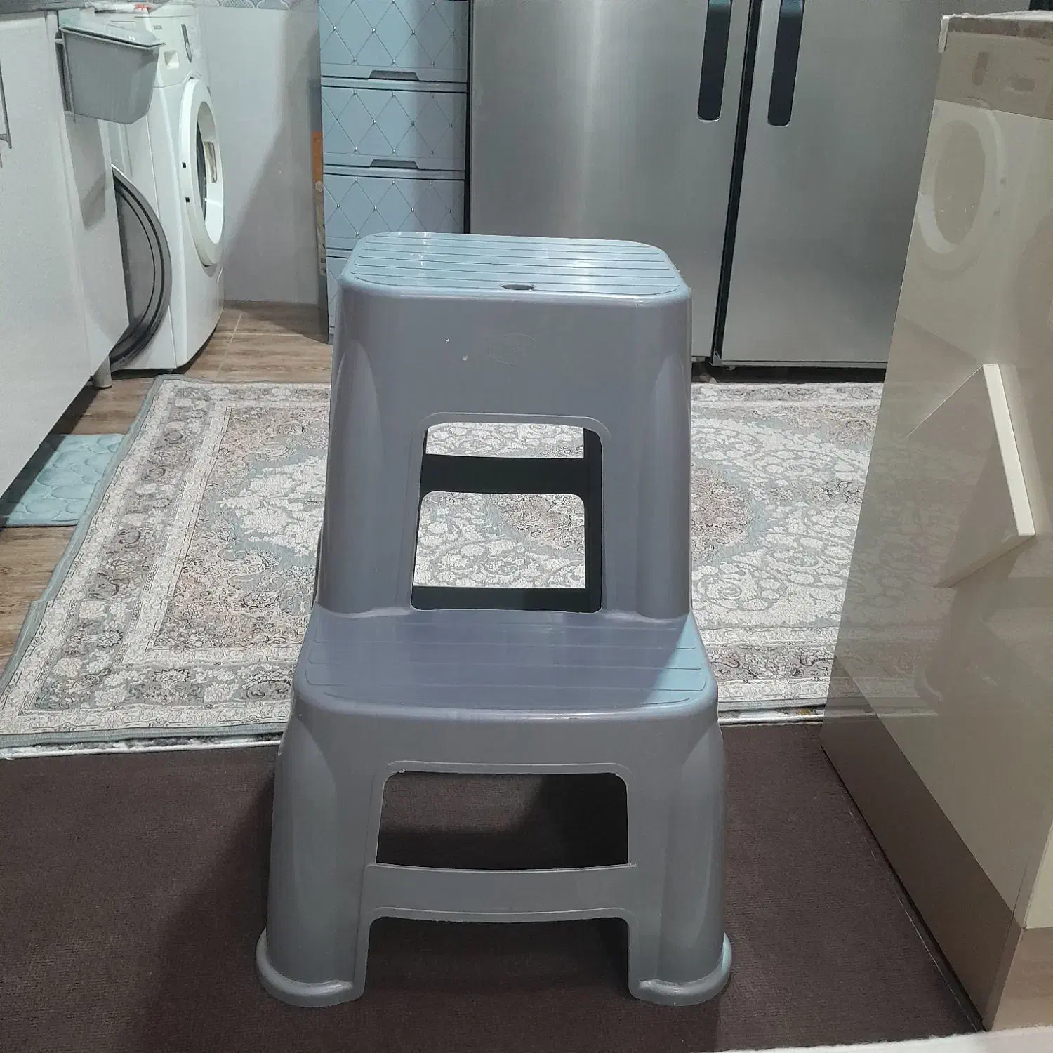 چهارپایه پله ای|صندلی و نیمکت|سقز, |دیوار