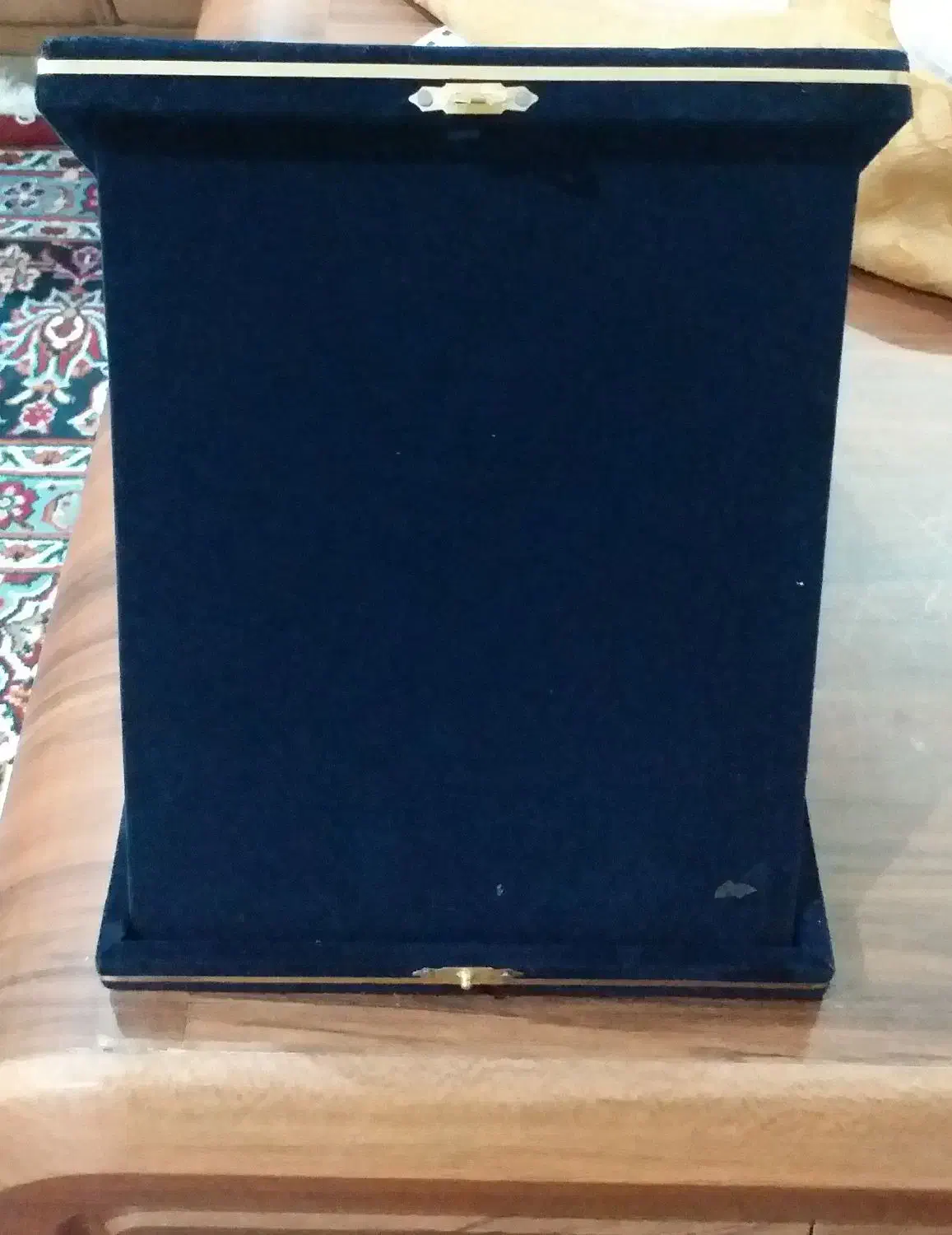 جعبه لوح تقدیر|لوازم التحریر|شاهینشهر, فدک|دیوار