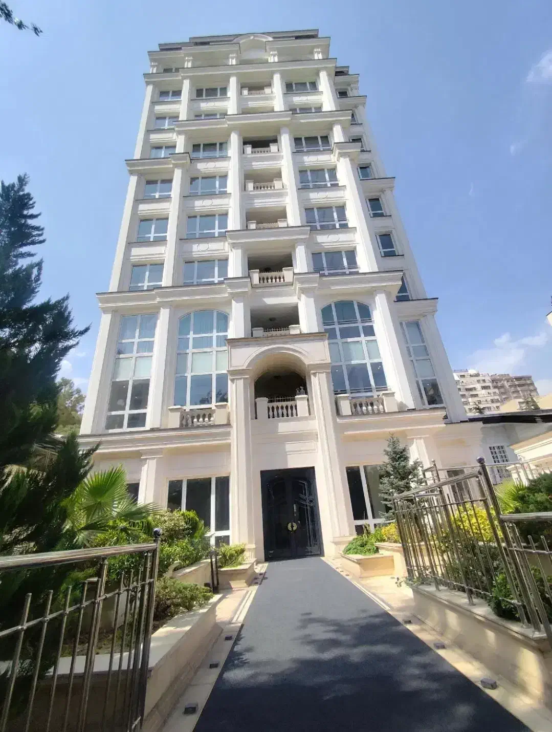 ۲۶۵ متر /دروس/ طبقه  اول