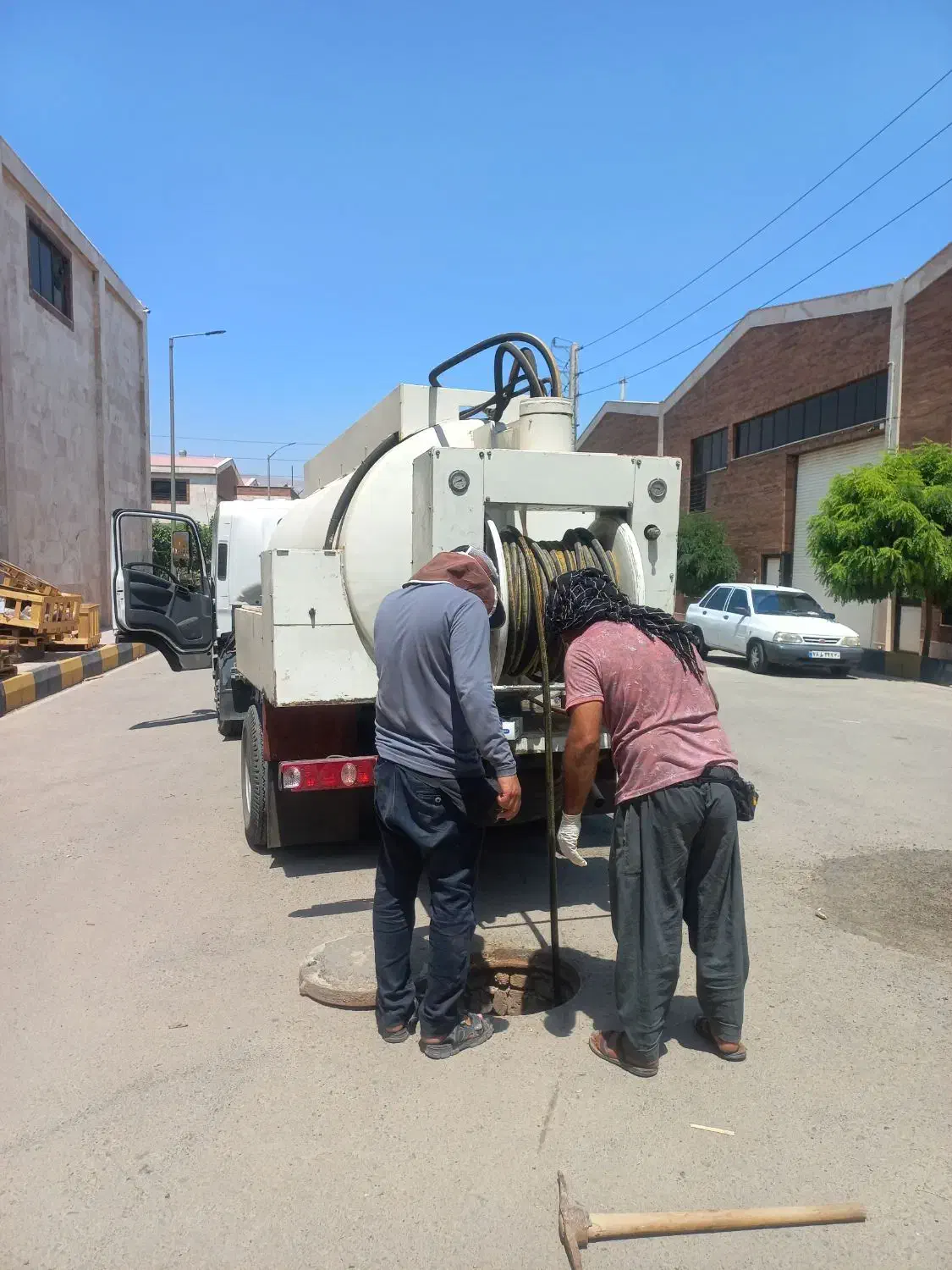 تخلیه چاه و واتر جت رفع گرفتگی لوله فاضلاب|خدمات پیشه و مهارت|تهران, حبیب الله|دیوار