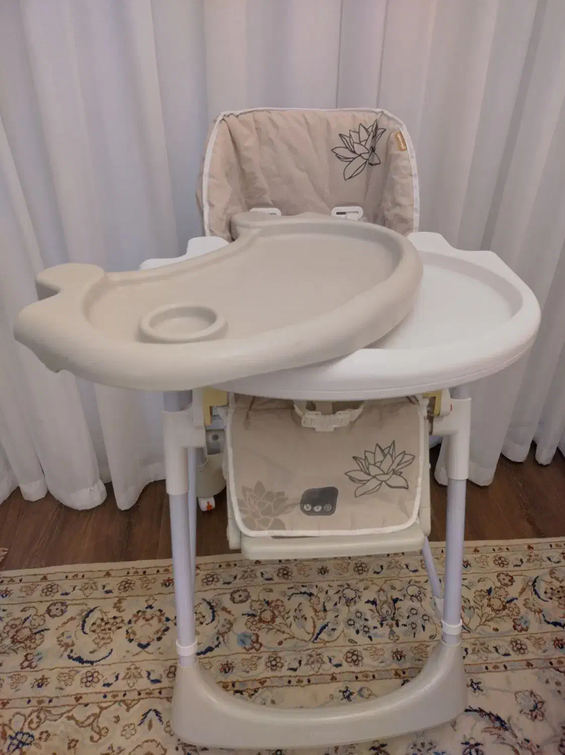 صندلی غذای کودک|تخت و صندلی بچه|کیش, |دیوار