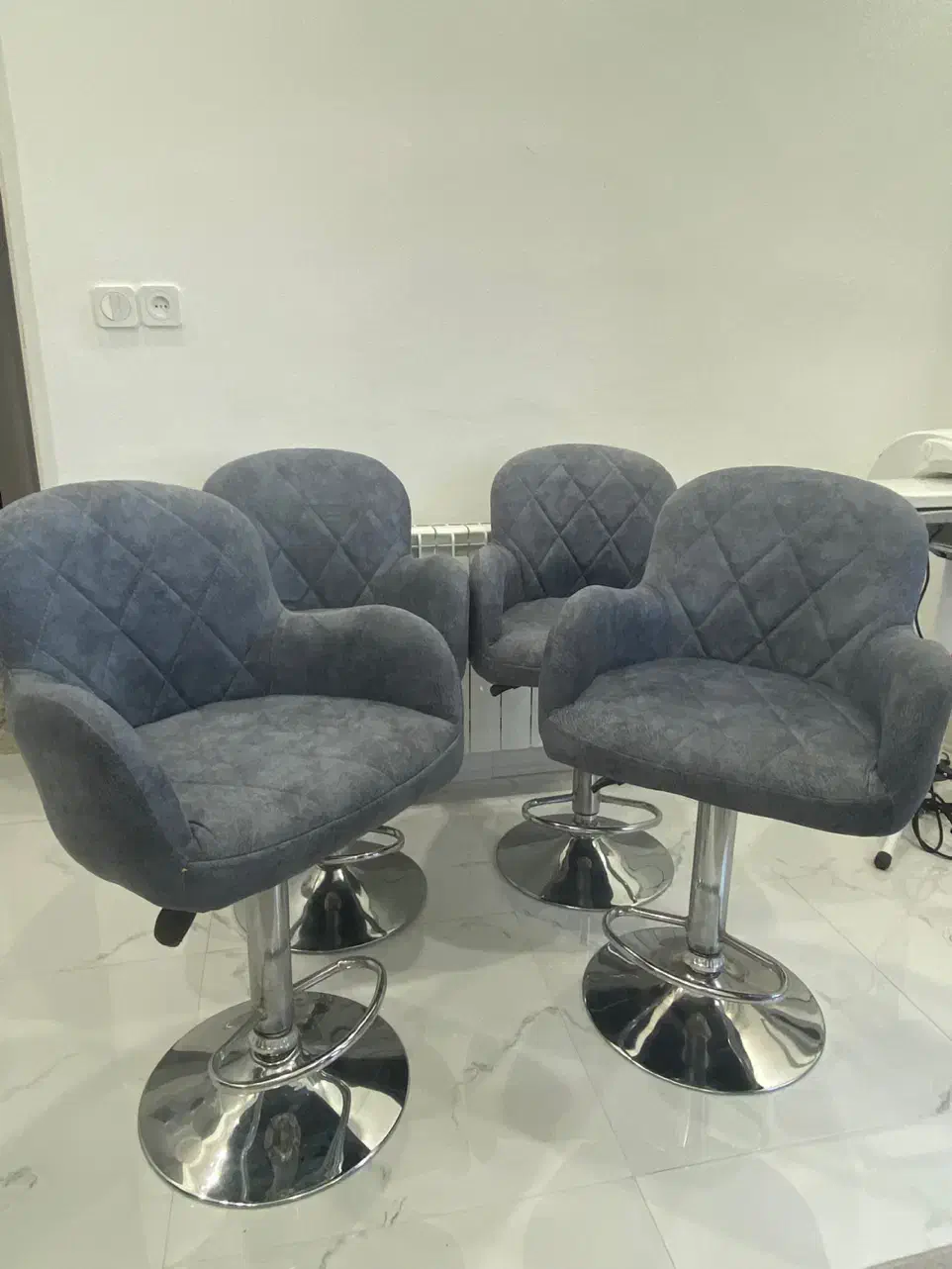 ۴ عدد صندلی ناهارخوری و کانتر|صندلی و نیمکت|آمل, |دیوار