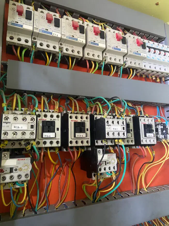 سردخانه|ماشین‌آلات صنعتی|رشت, حومه رشت|دیوار