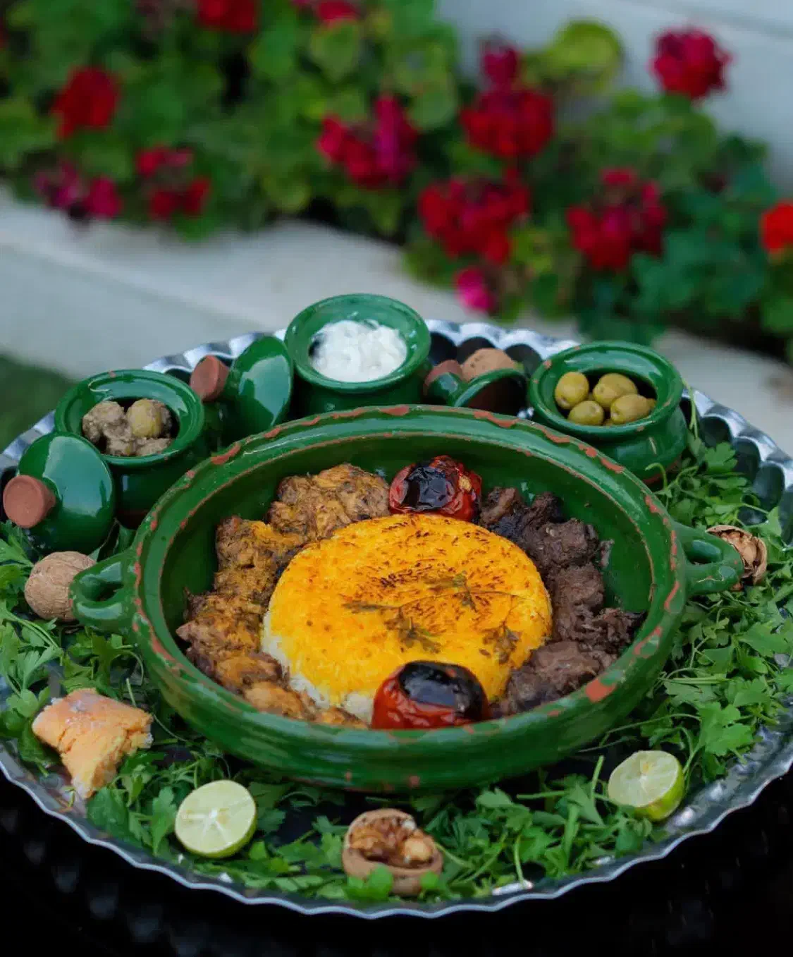 جذب نیروی کار در رستوران سارونی|استخدام خدمات فروشگاه و رستوران|لاهیجان, طالقانی|دیوار