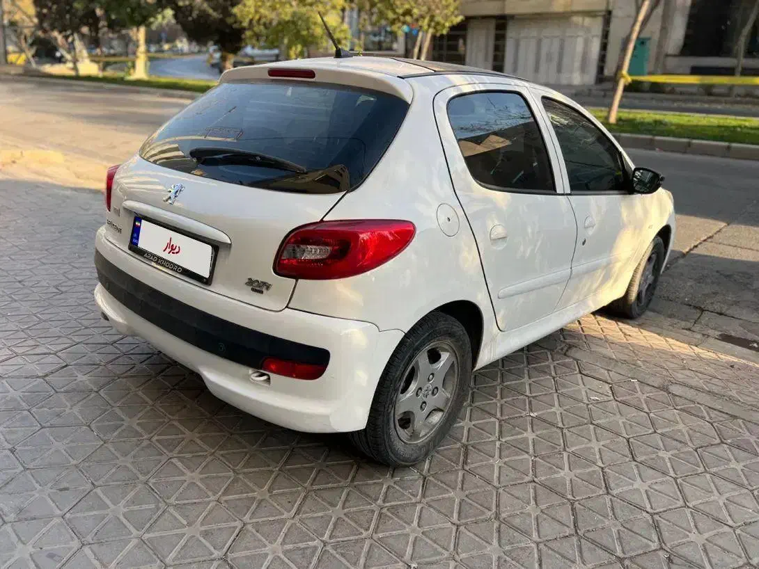 ۲۰۷ اتومات|خودرو سواری و وانت|اصفهان, پارک مشتاق|دیوار