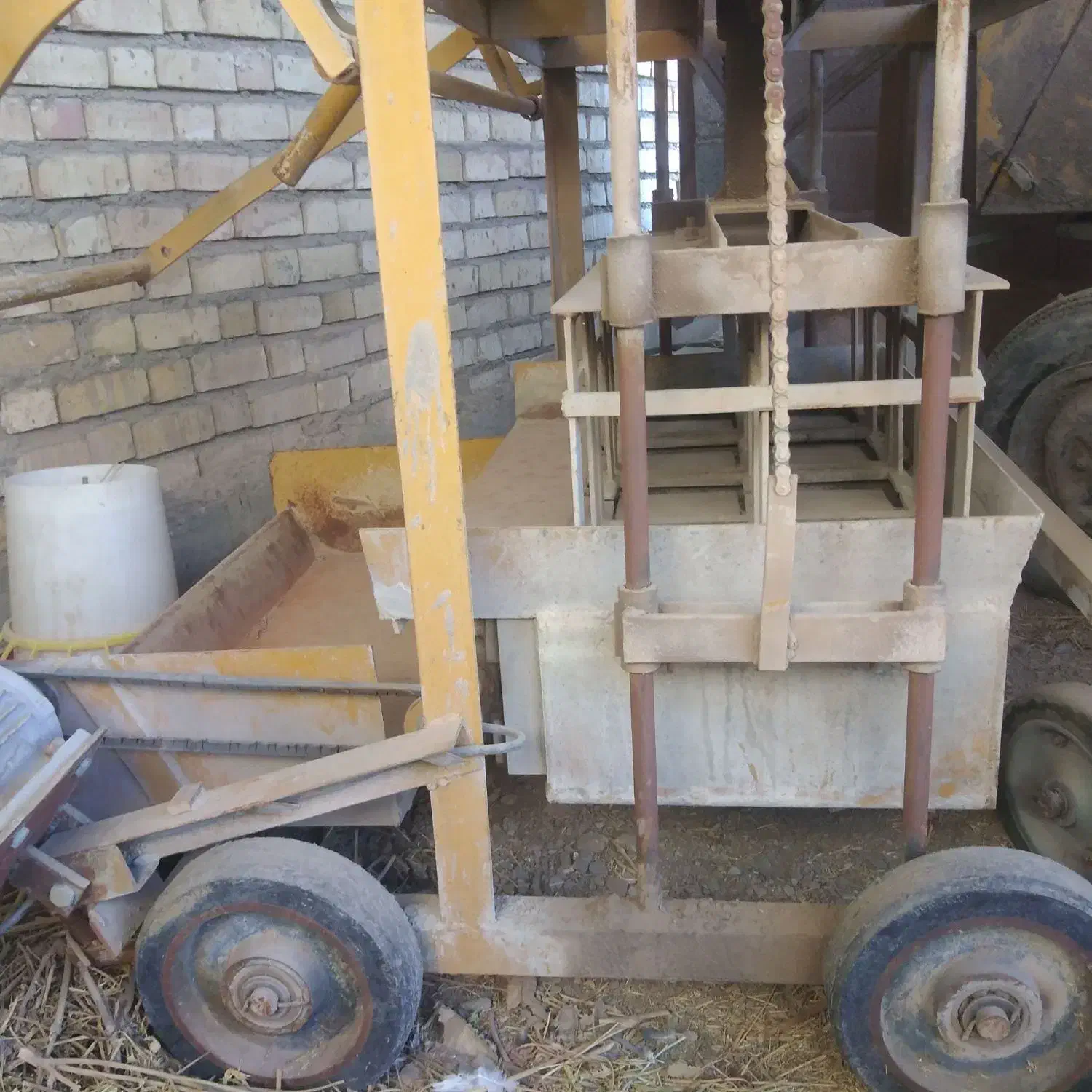 دستگاه بلوک زنی|ماشینآلات صنعتی|کیانشهر, |دیوار