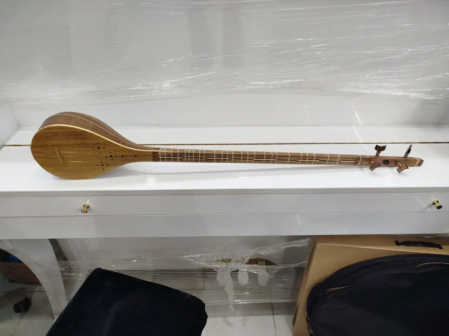 سه تار، تار شیرازی و ویولن|سازهای سنتی|نقده, |دیوار