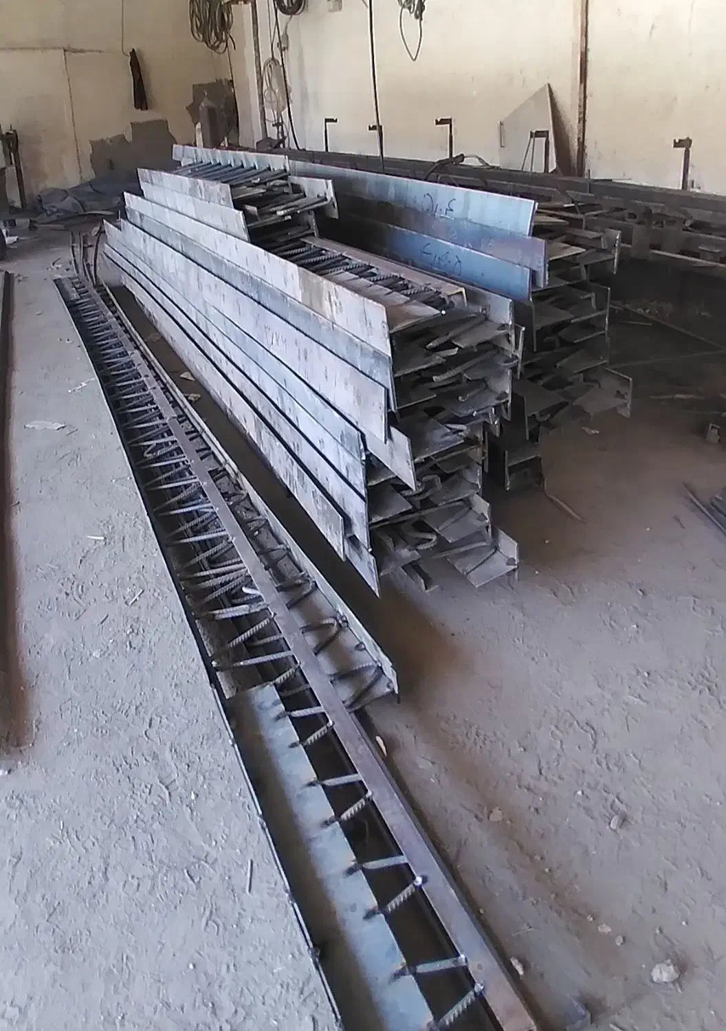 تیرچه بتنی تیرچه فلزی نبشی میلگرد ورق آهن|مصالح و تجهیزات ساختمان|مشهد, خین عرب|دیوار