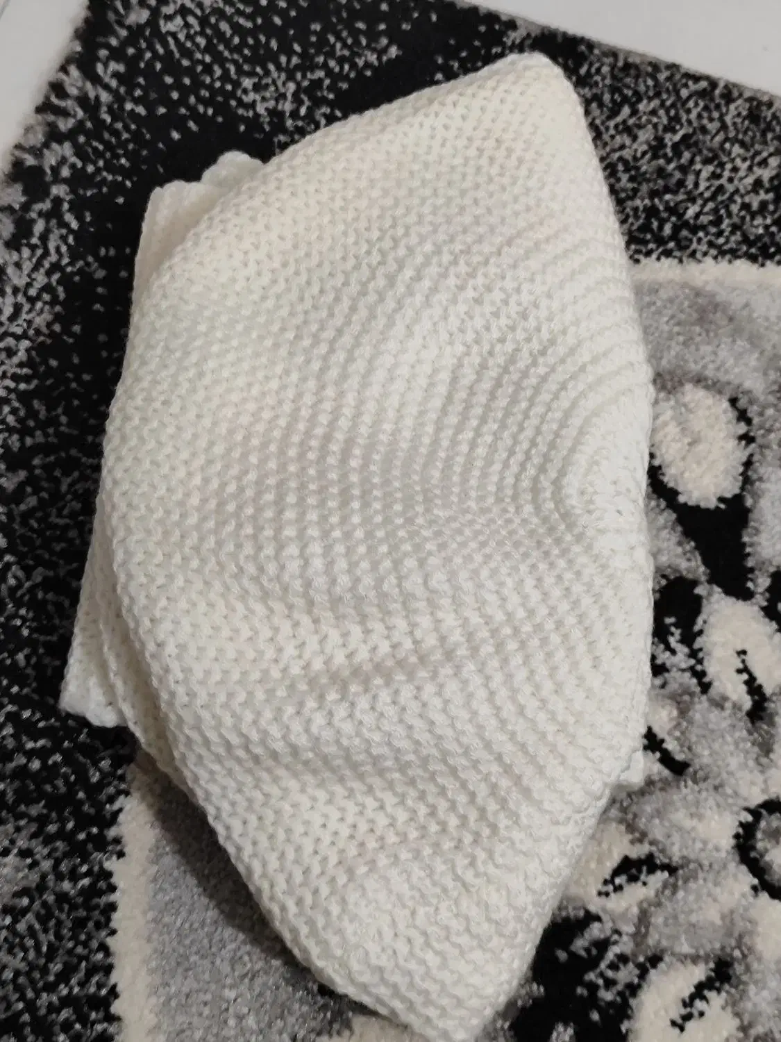 کلاه تدی|لباس|شیراز, میانرود|دیوار