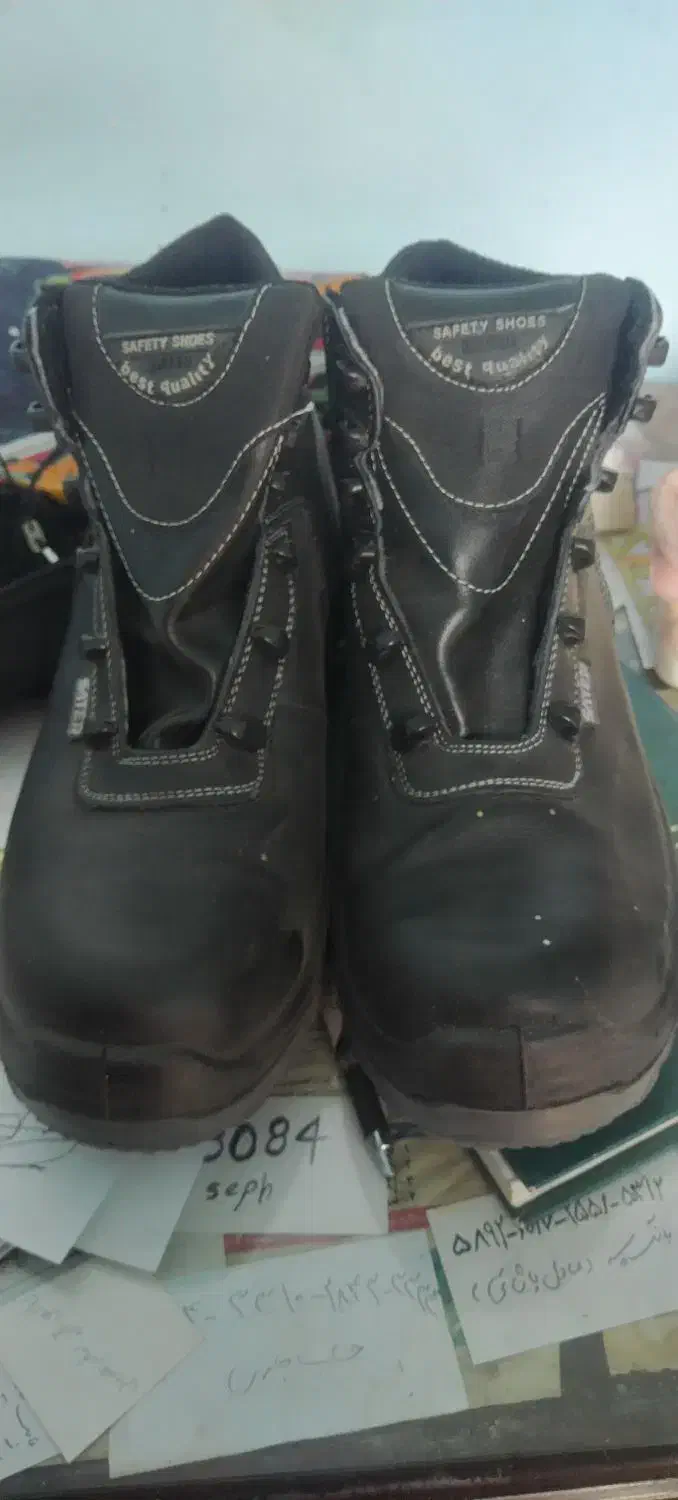 کفش ایمنی(پوتین)|کیف، کفش، کمربند|شاهین دژ, |دیوار