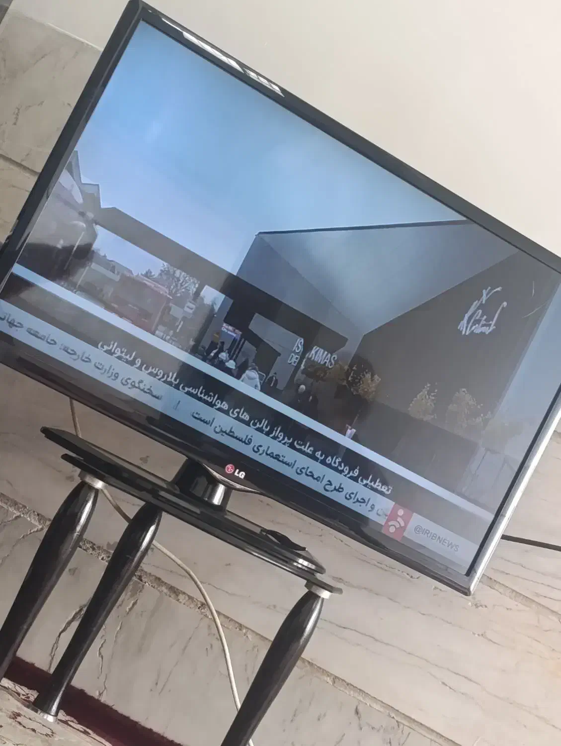 تلویزیون|تلویزیون و پروژکتور|قرچک, زیبا شهر|دیوار