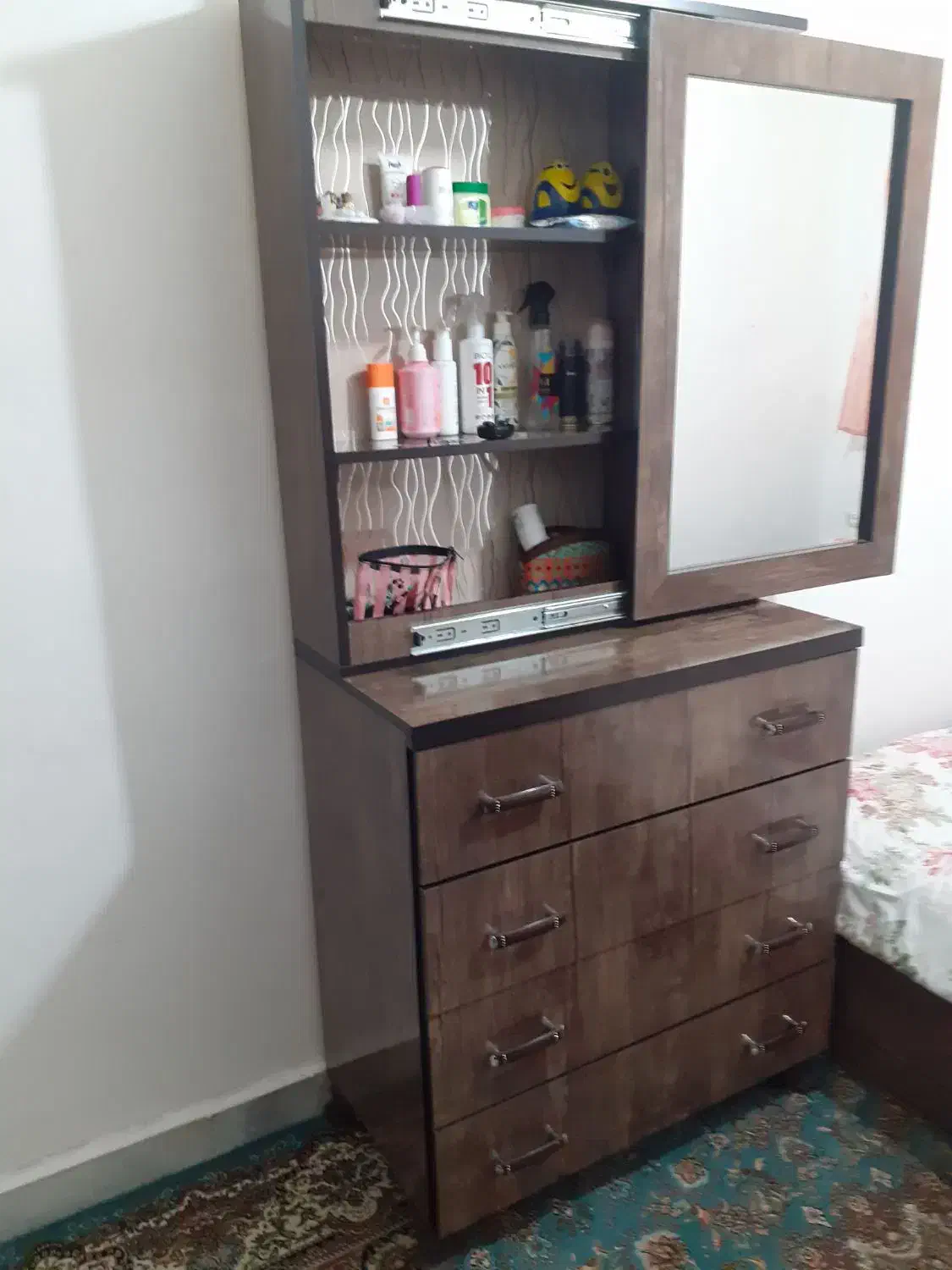 دوتاتخت جوان جداازهم ،هم اینکه کنارهم دونفره میشه|تخت و سرویس خواب|زنجان, |دیوار