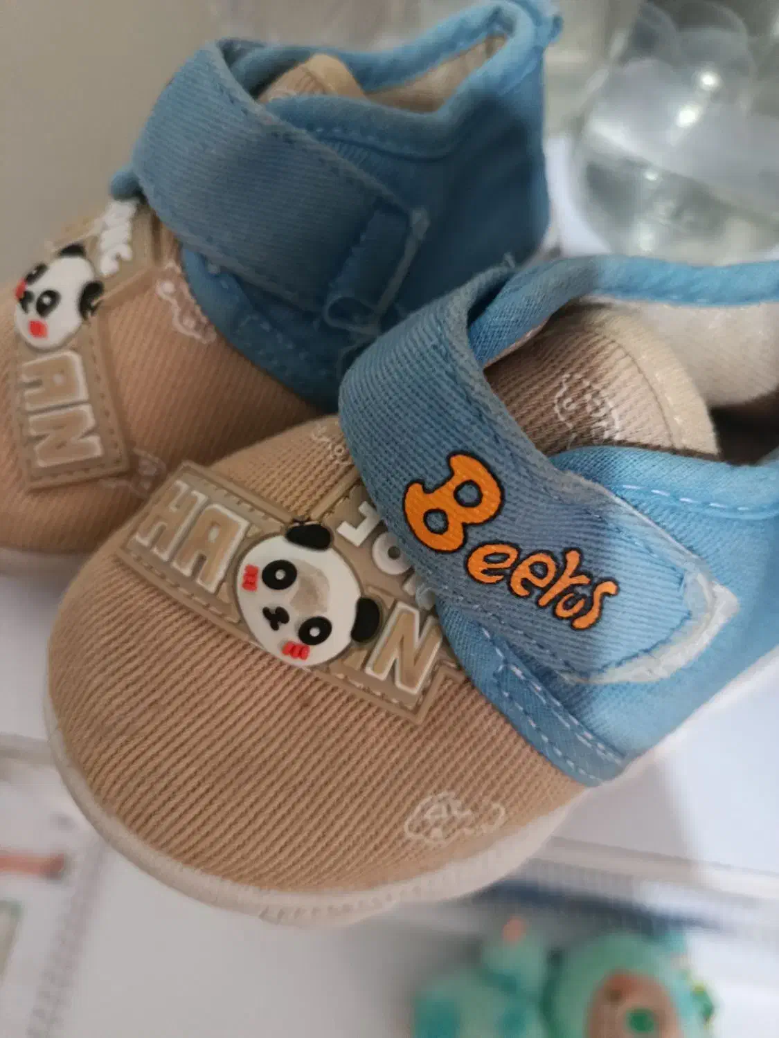 کفش و سرهمی|کفش و لباس بچه|چهارباغ, |دیوار