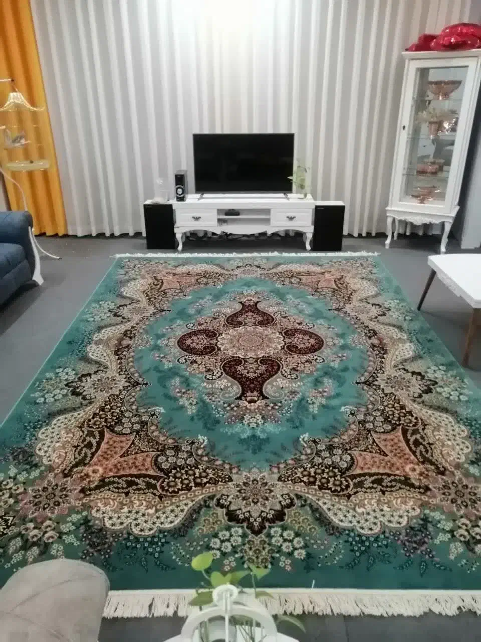 یکتخته فرش۹متری ۷۰۰شانه فیروزه ای|فرش|مشهد, بلال|دیوار