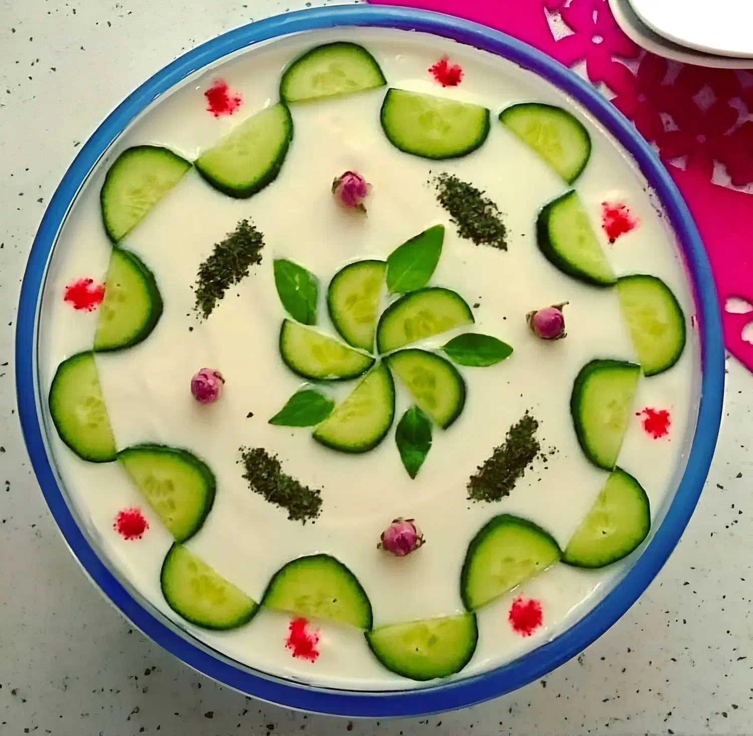 سفارش انواع سالاد و غذا و دسر|خدمات پذیرایی، مراسم|کاشان, باغ فین|دیوار