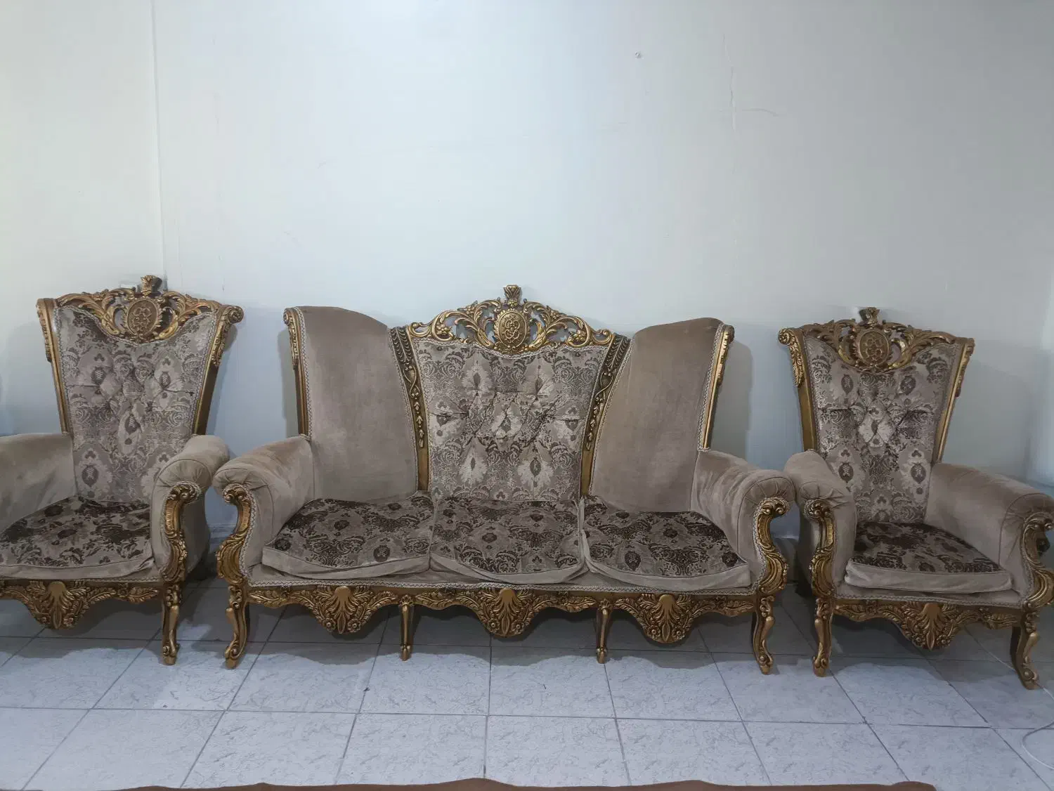 مبل سلطنتی|مبلمان خانگی و میز عسلی|سنندج, |دیوار