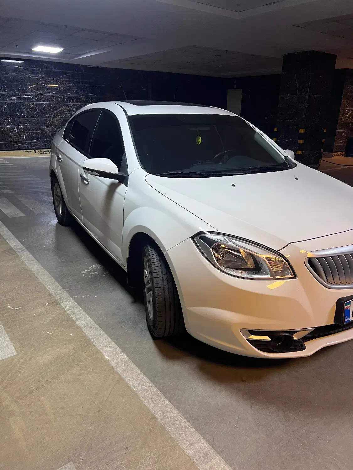 برلیانس ۱۶۵۰ مدل ۱۴۰۰ اتومات بی رنگ|خودرو سواری و وانت|تهران, ولنجک|دیوار