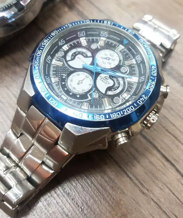 دو عدد ساعت مچی کاسیو|ساعت|شاهین‌شهر, فیض|دیوار