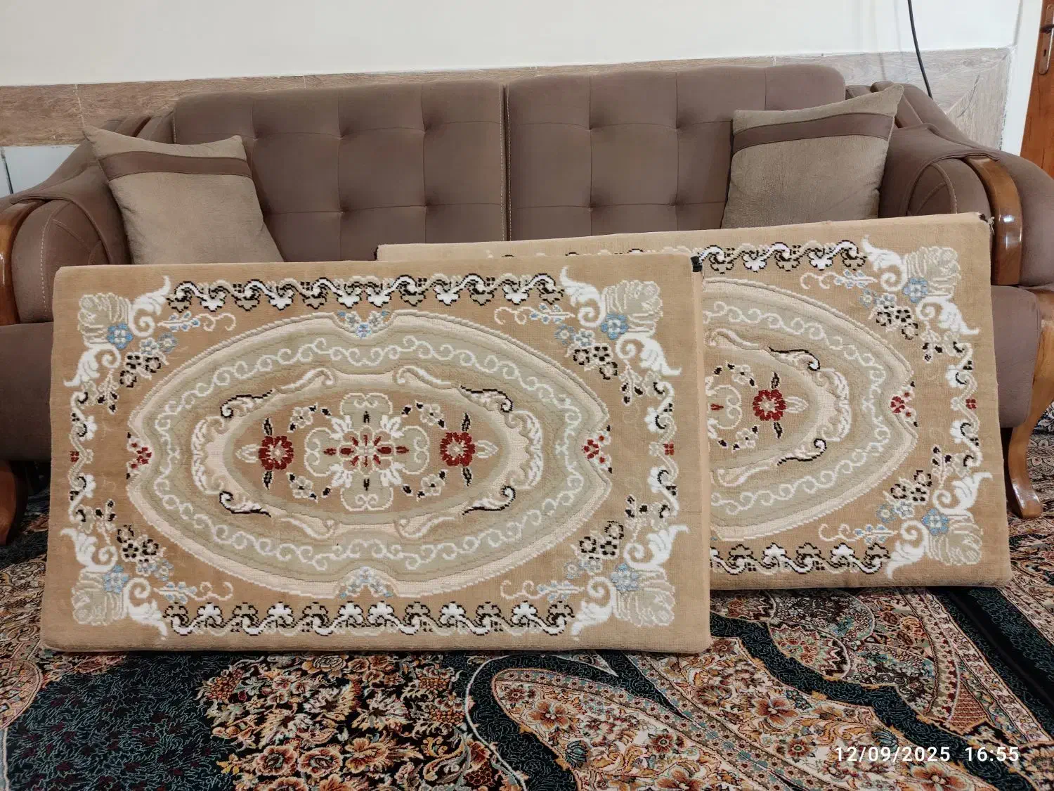 فرش وپشتی|فرش|اصفهان, جلالیه|دیوار