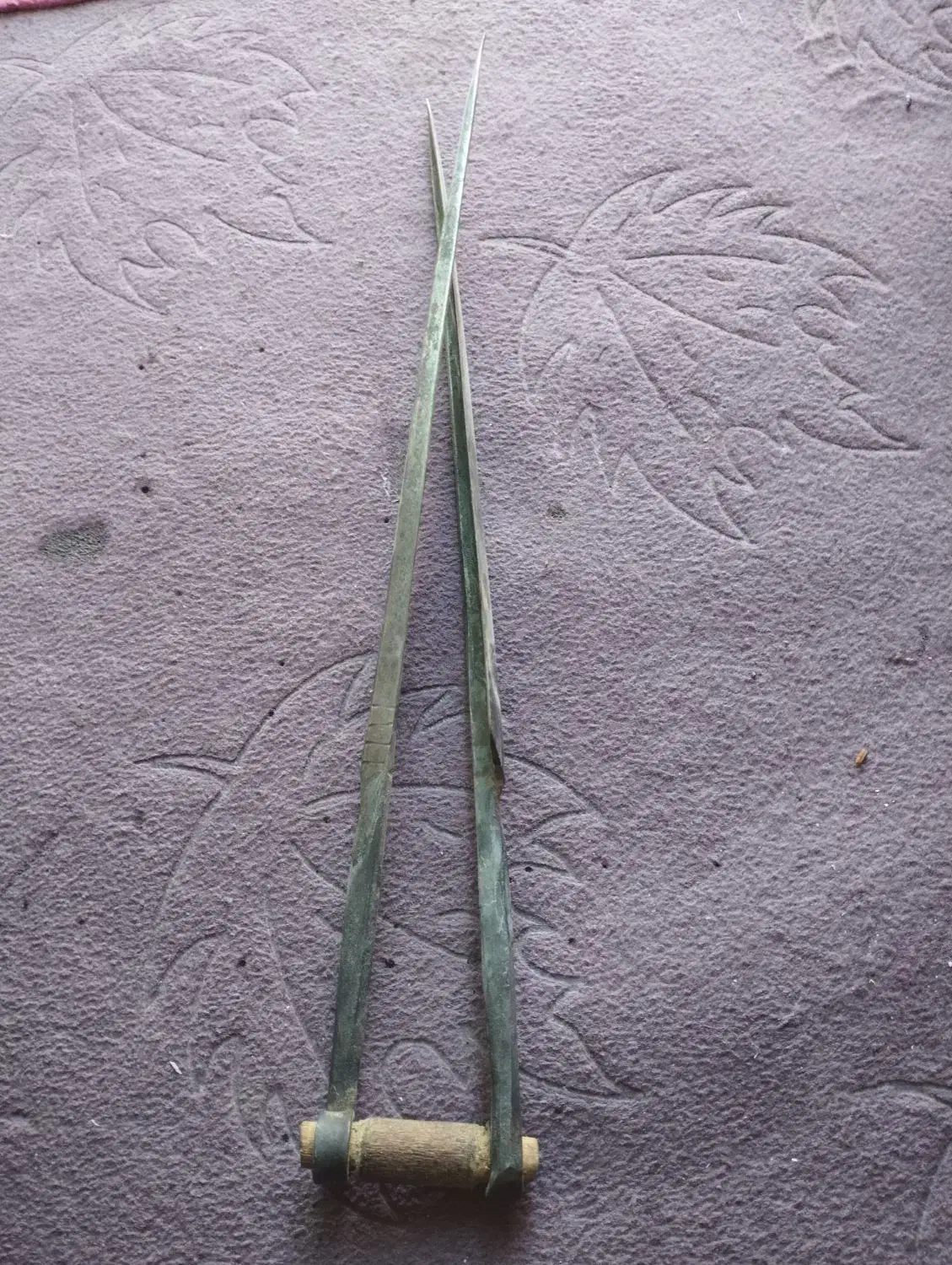 قیچی پشم چینی گوسفند قدیمی|کلکسیون اشیاء عتیقه|جهرم, |دیوار