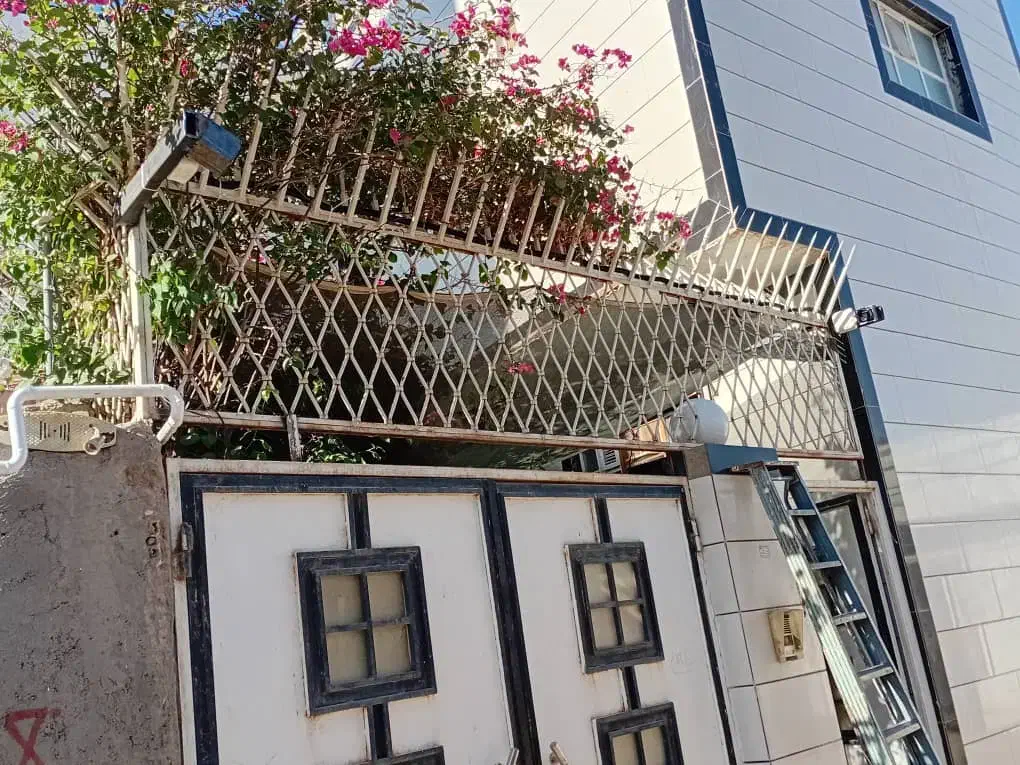 نصب دوربین مداربسته.دزدگیر وچشم.سیم کشی جک برقی|خدمات پیشه و مهارت|زابل, |دیوار