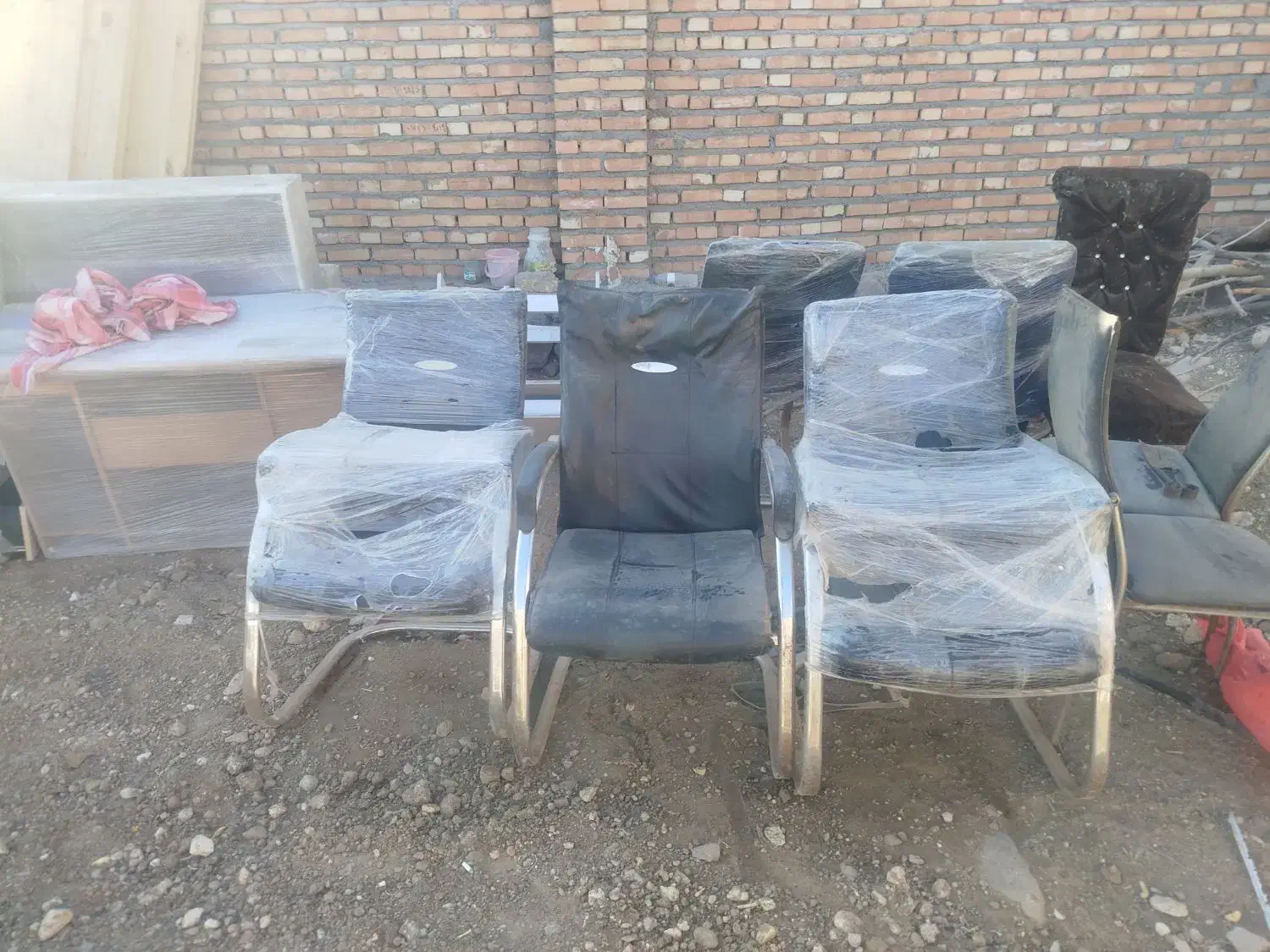 میز و صندلی اداری یا مغاز|مبلمان اداری|سراب, |دیوار