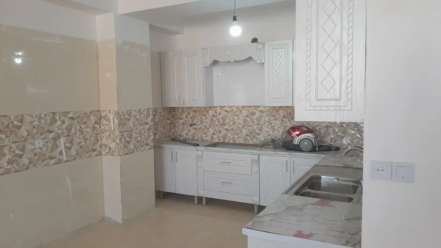 اجاره/ ۱۲۰متری /صالحیه/ نوساز روبنما|اجارهٔ آپارتمان|بهارستان, |دیوار