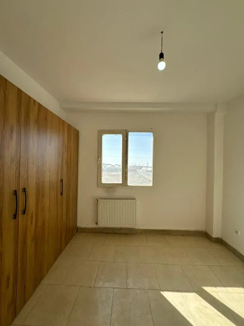 ۸۵ متر طبقه ی ۲/آسانسور فعال/پارکینگ مسقف/انباری|اجارهٔ آپارتمان|هشتگرد, شهرک فرهنگیان|دیوار