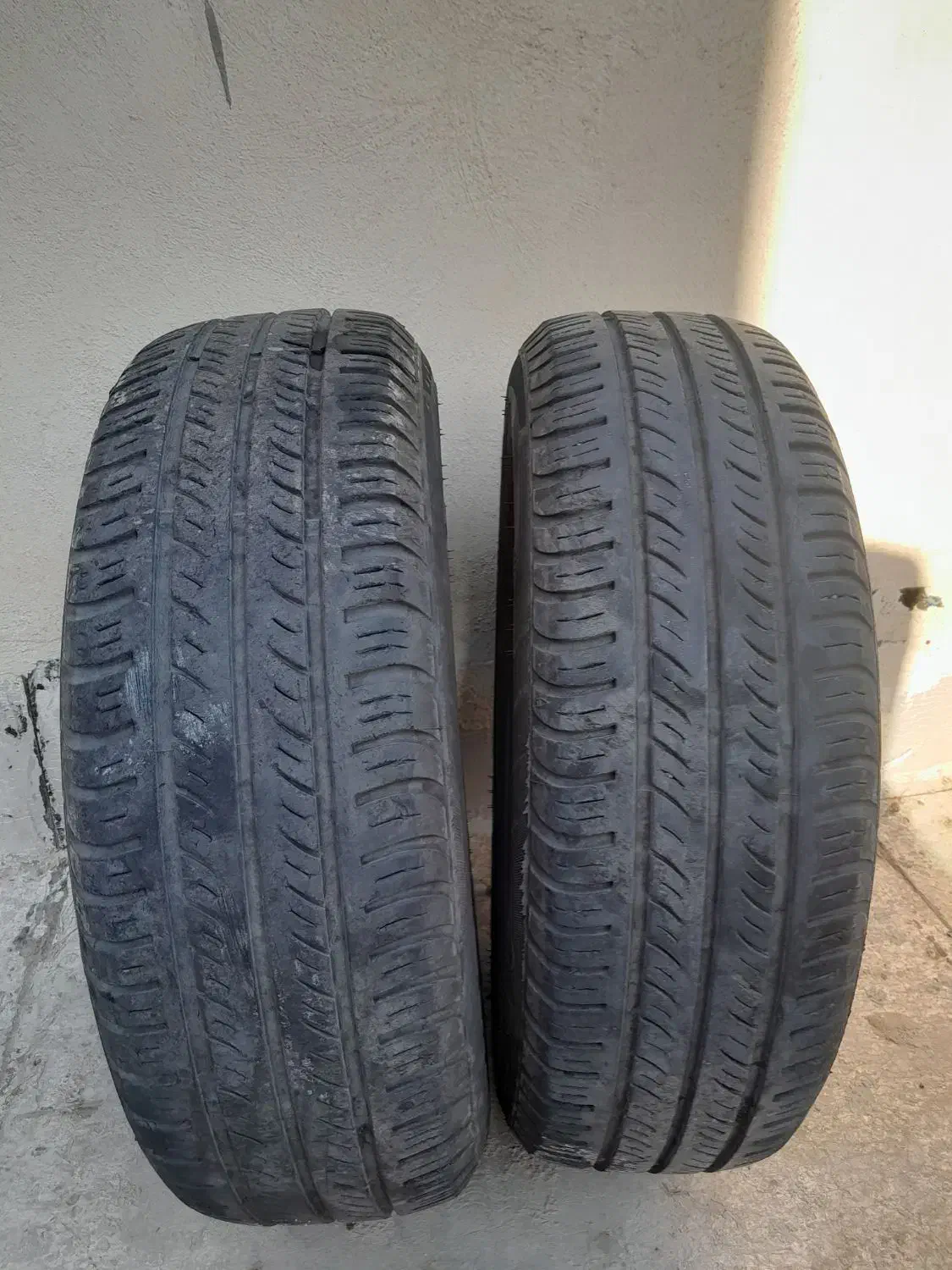 لاستیک  ۱۸۵/۶۵/۱۵ساخت ۲۰۲۳برج۵ بارزتیوپلس میباشد|قطعات یدکی و لوازم جانبی|رباط‌کریم, رباط‌کریم|دیوار