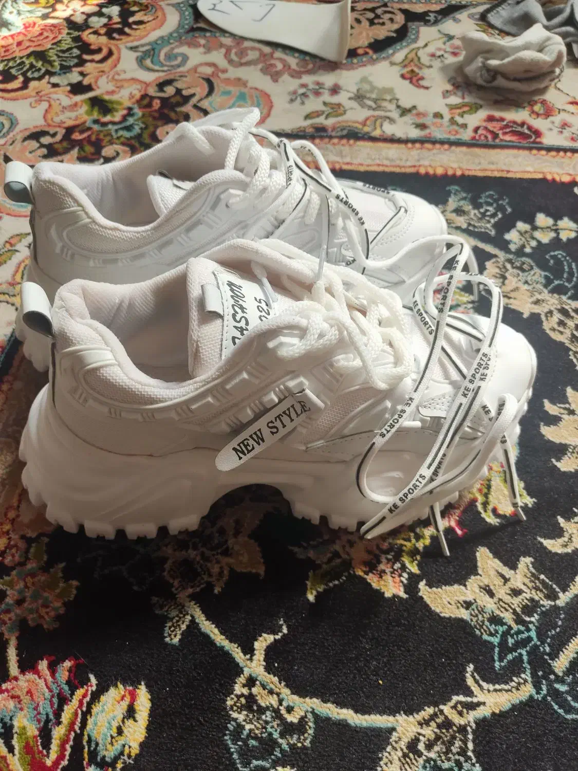 کفش اسپرت|کیف، کفش، کمربند|بوشهر, |دیوار