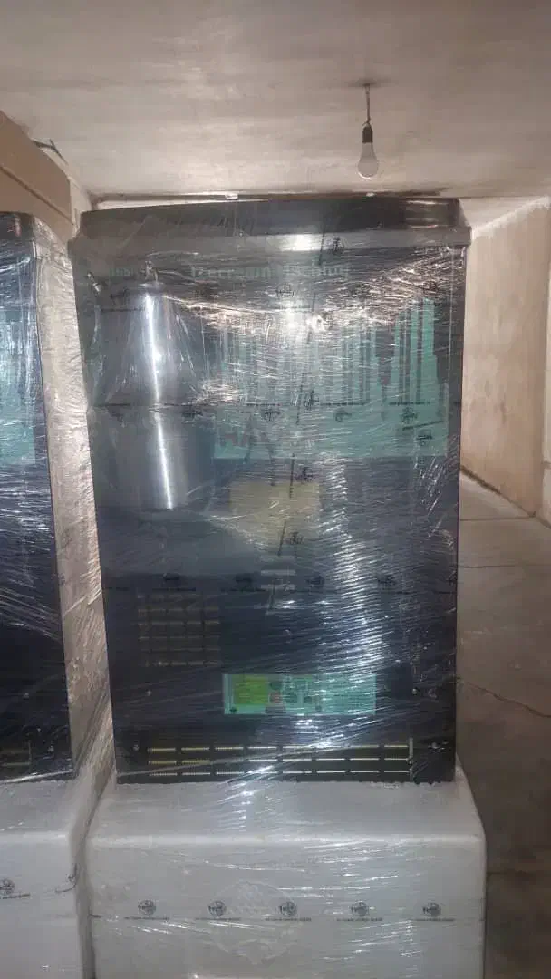 دستگاه بستنی|فروشگاه و مغازه|کرمانشاه, |دیوار