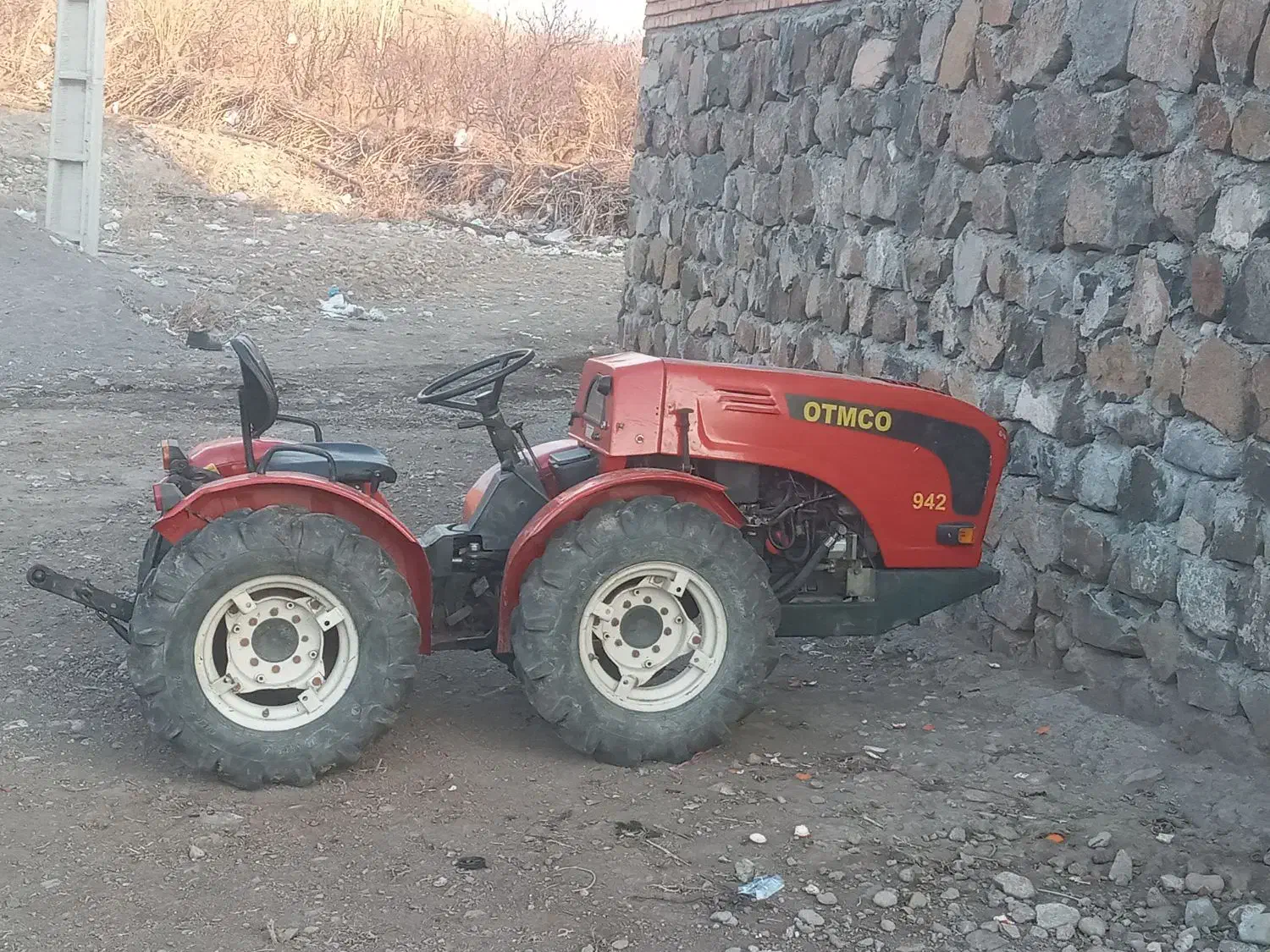 تراکتور کمرش باغی مدل۹۴۲ سال ۹۰|خودرو سنگین|مشگین شهر, |دیوار