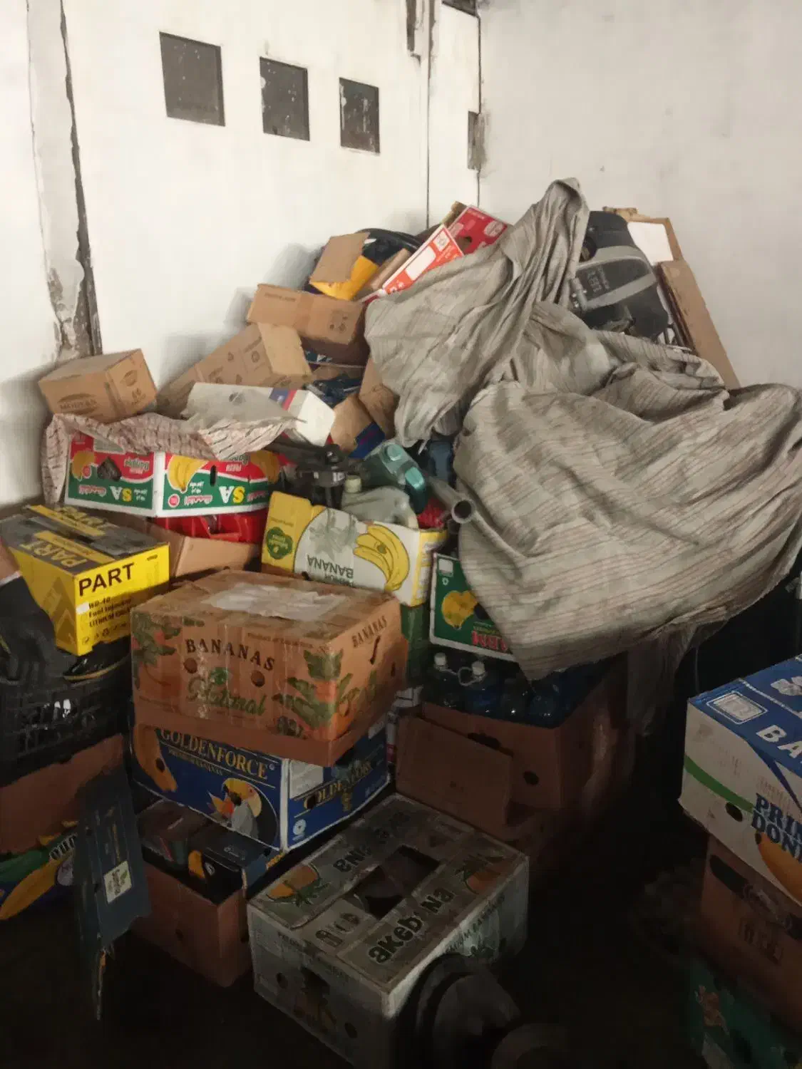 فروش مقدار زیادی لوازم خودرو نو و استوک|قطعات یدکی و لوازم جانبی|ری, صفاییه (چشمه علی)|دیوار